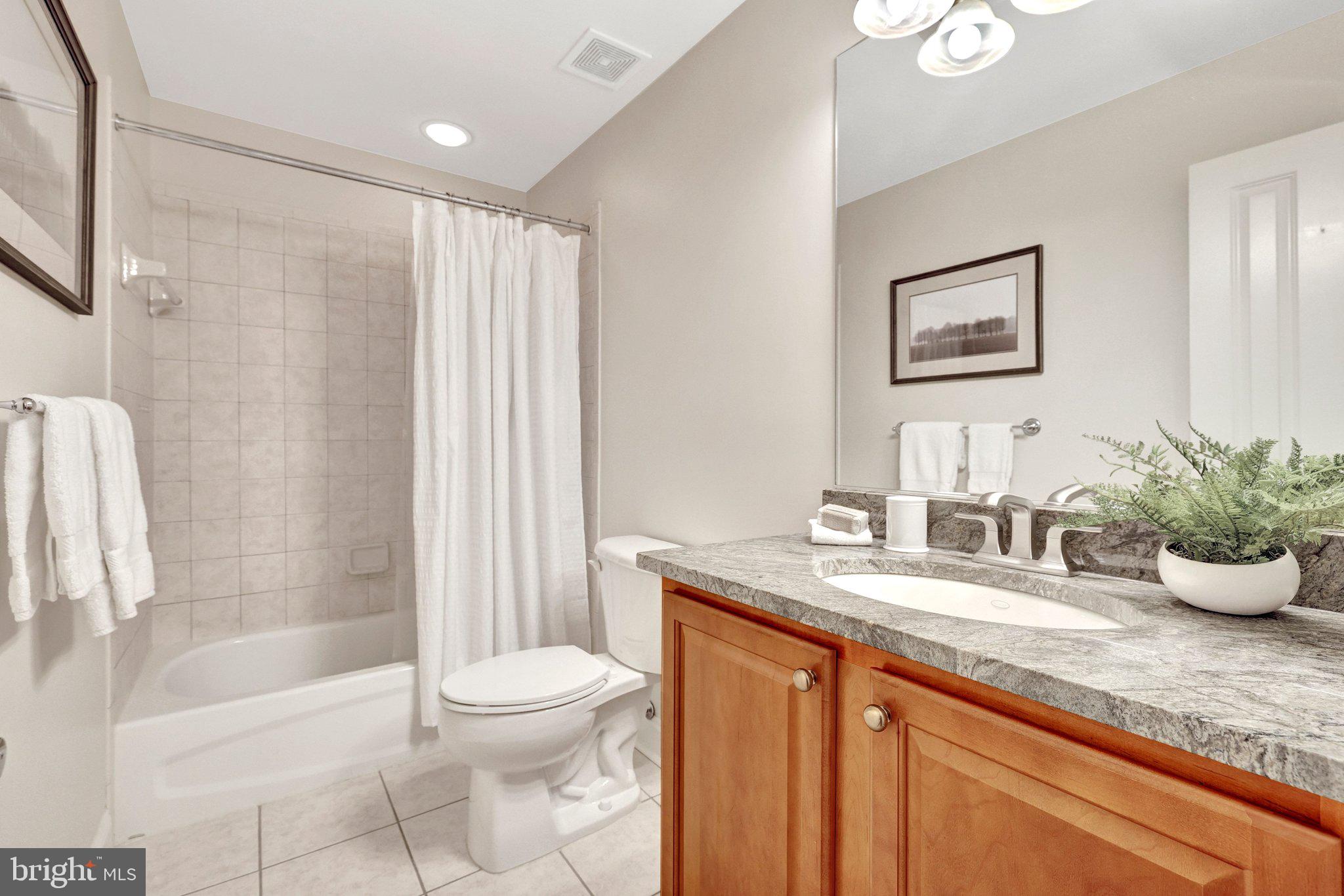 OAKTON - Residential