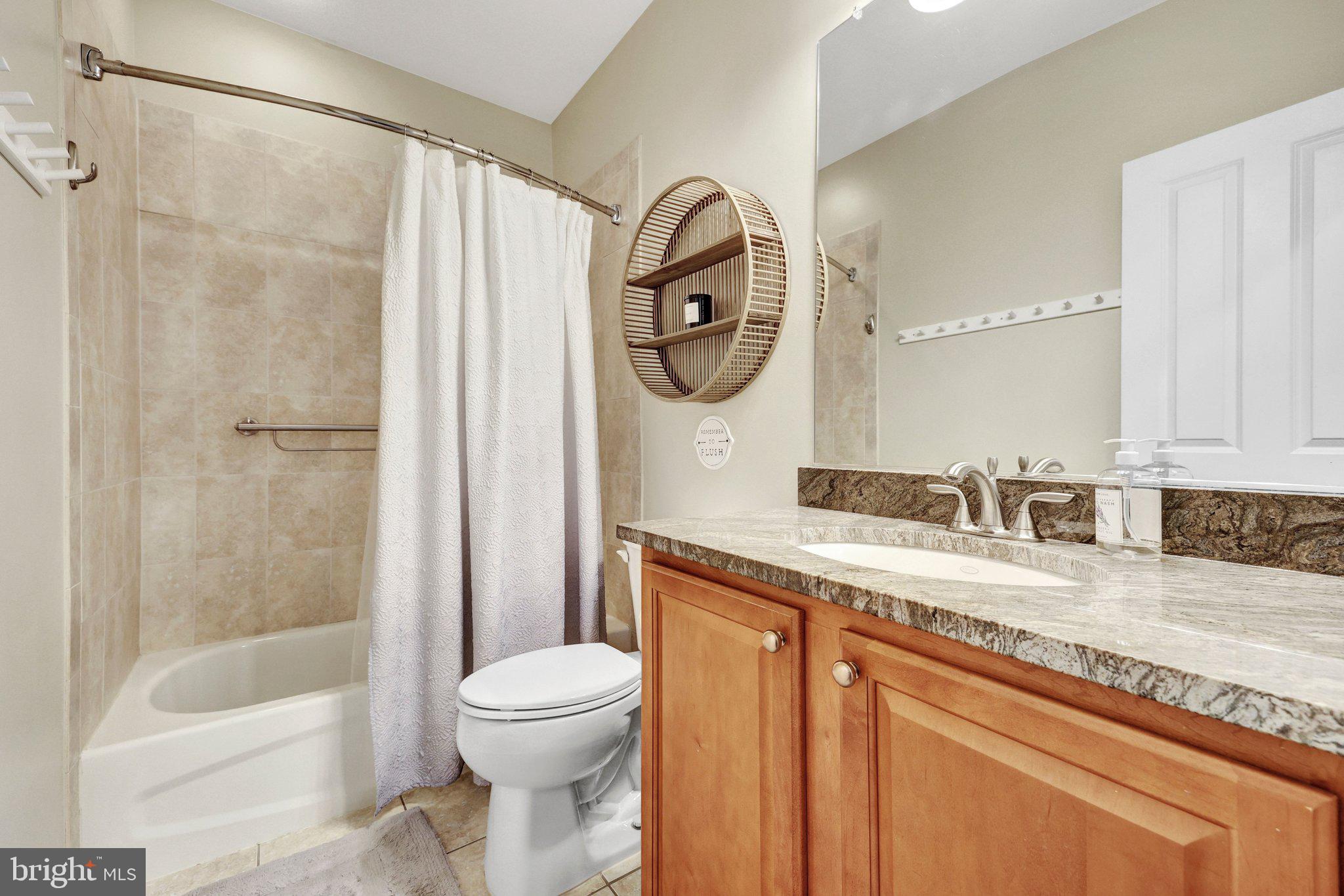 OAKTON - Residential