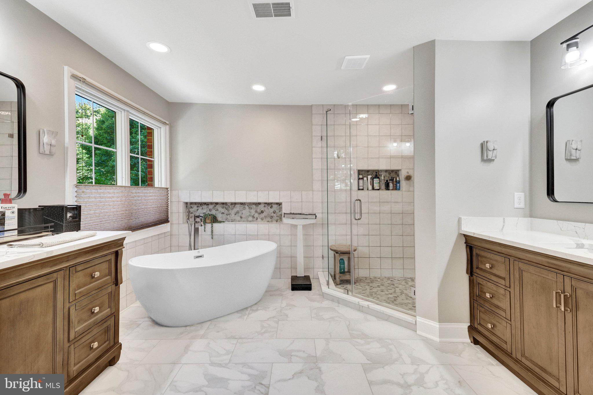OAKTON - Residential