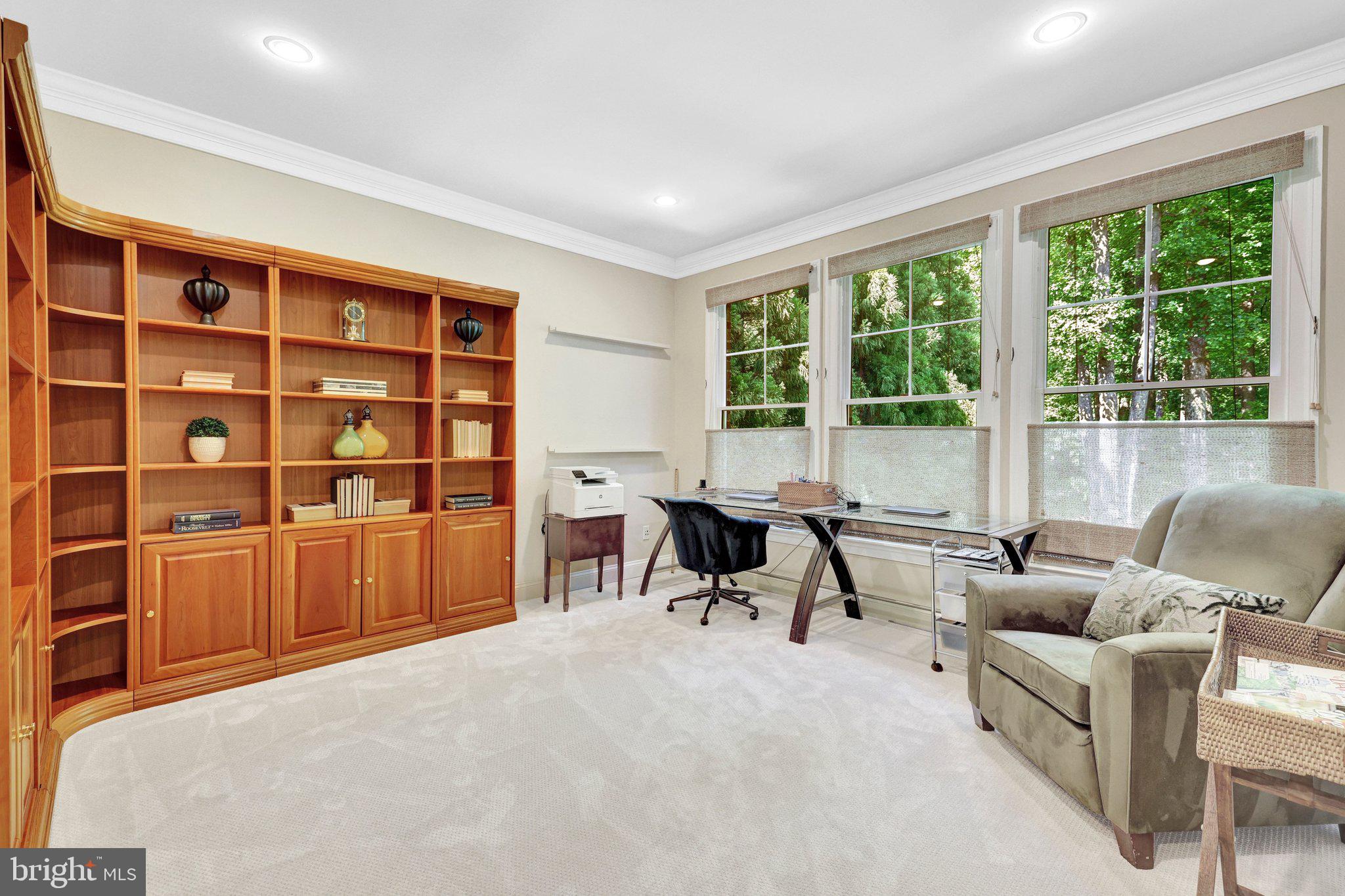 OAKTON - Residential