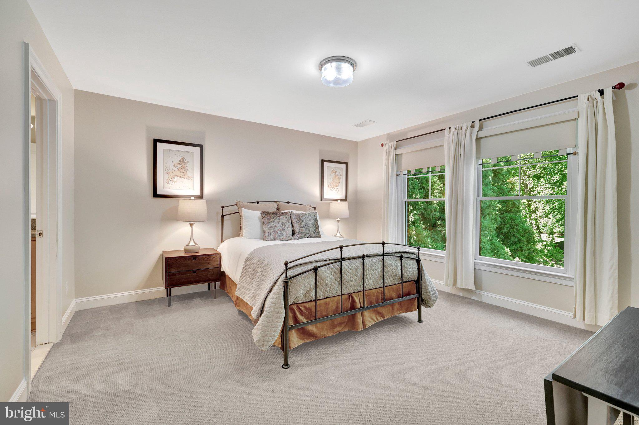 OAKTON - Residential