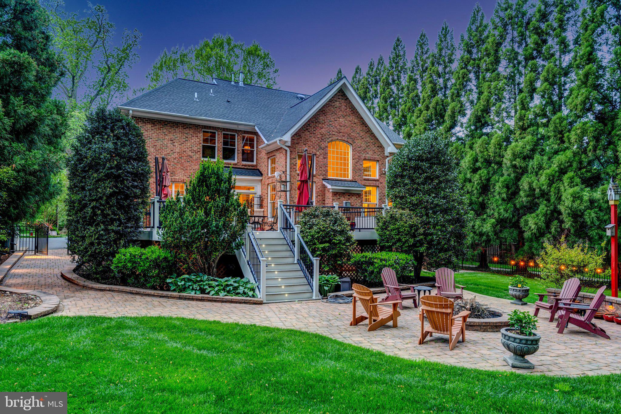 OAKTON - Residential