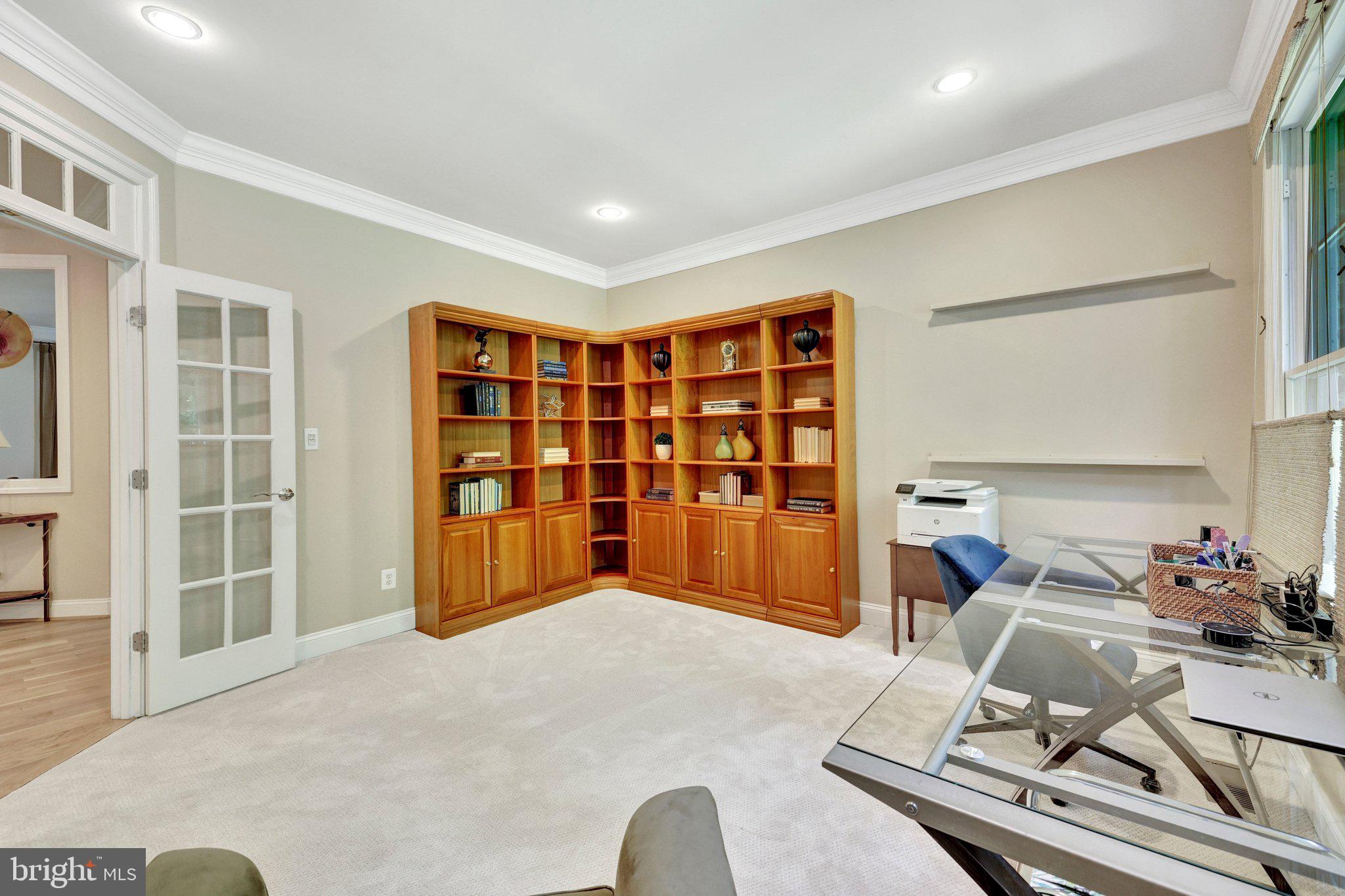 OAKTON - Residential