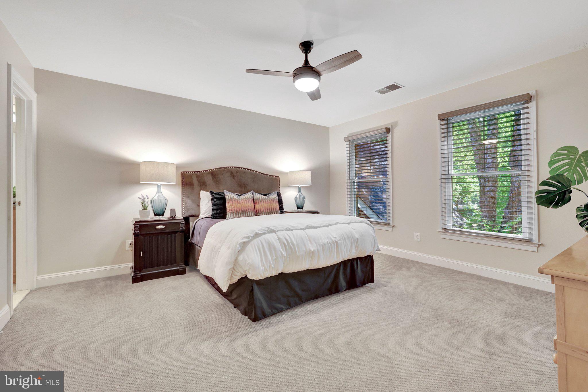 OAKTON - Residential