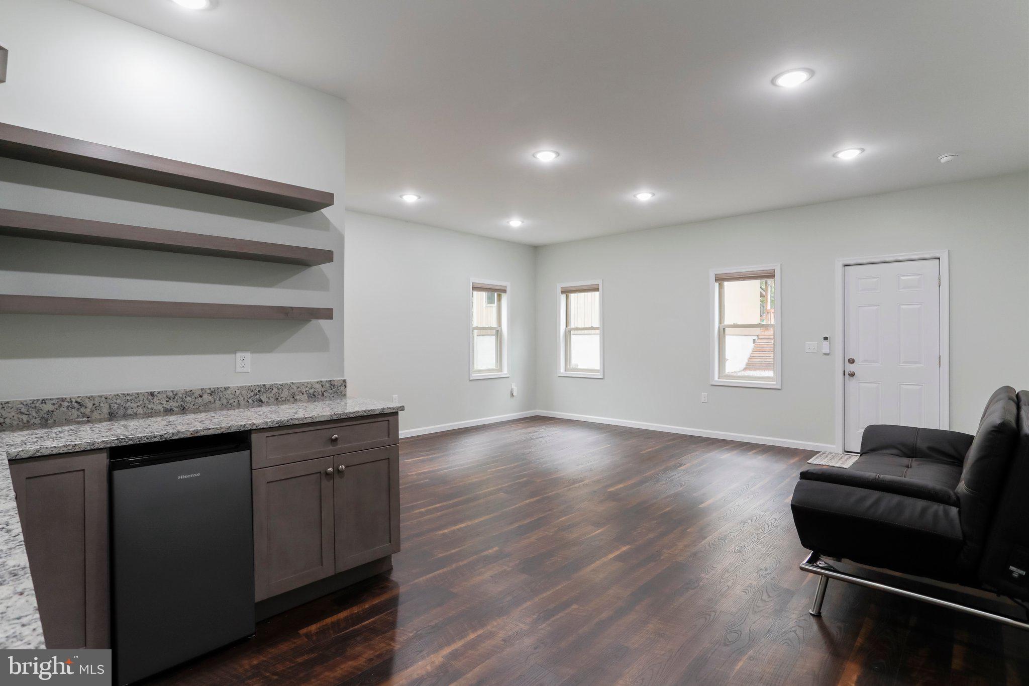 THE WOODS - Residential