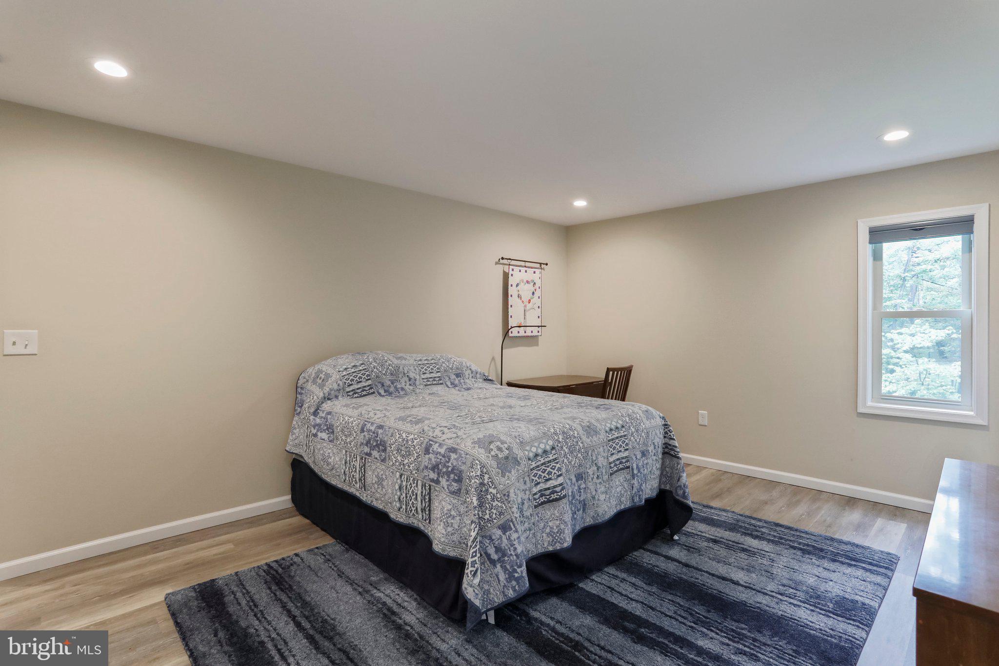 THE WOODS - Residential