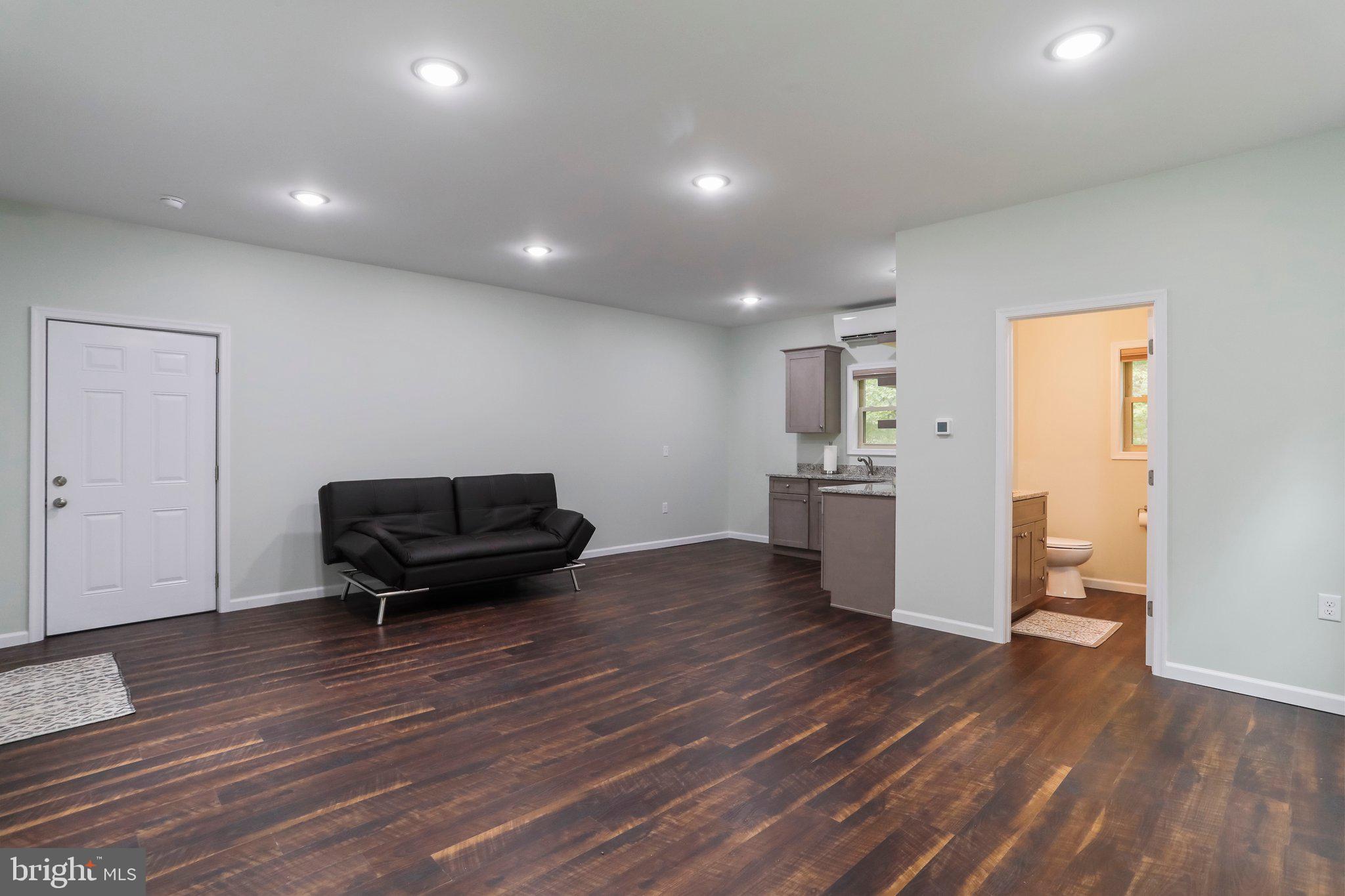 THE WOODS - Residential