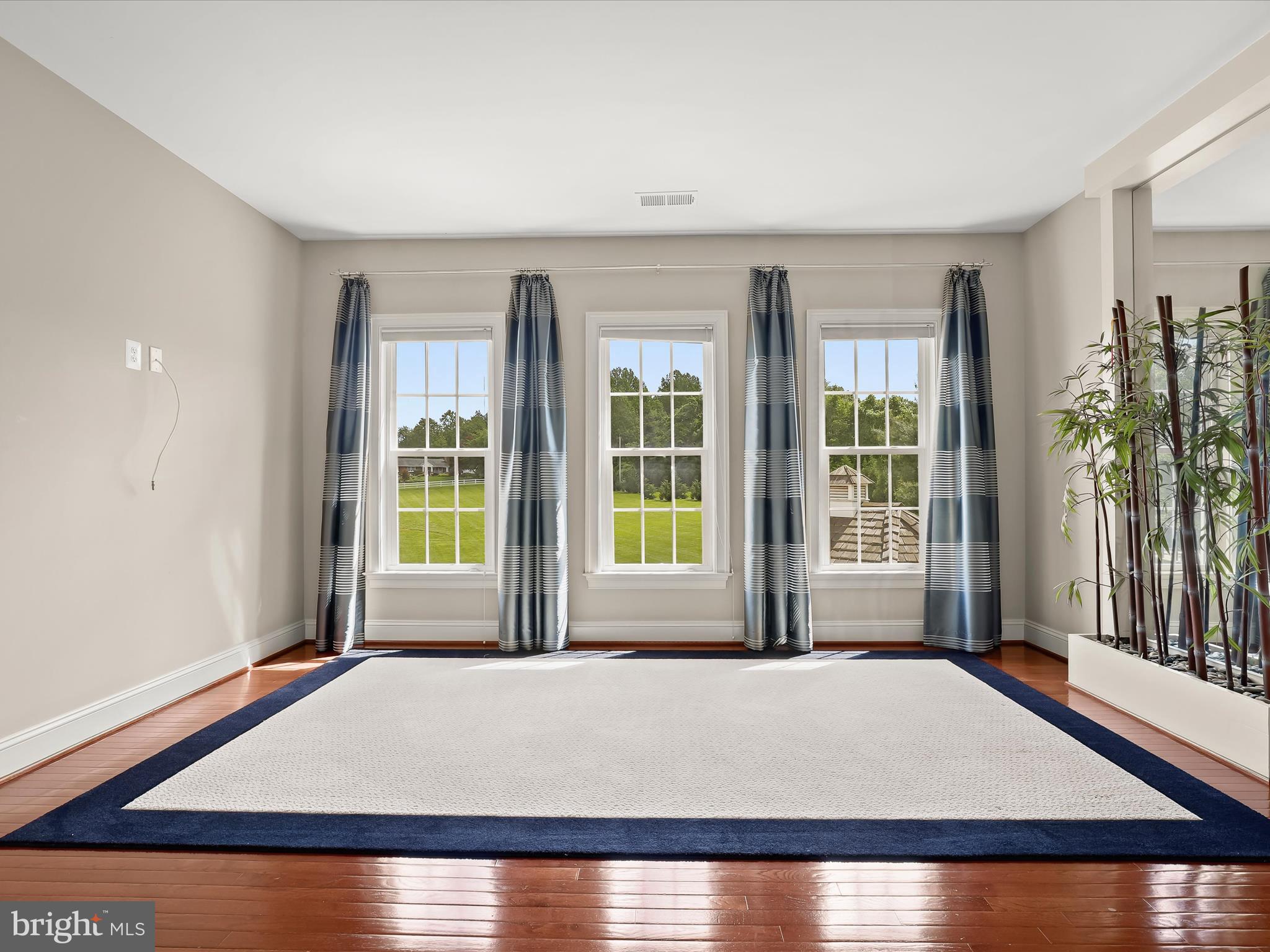 MACBETH FARM - Residential