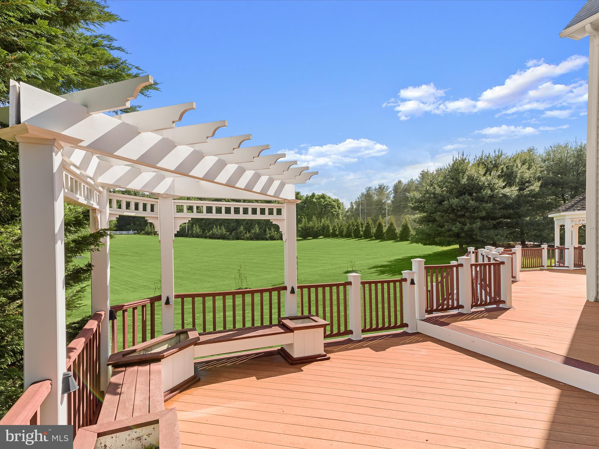 MACBETH FARM - Residential