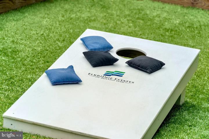 ELKRIDGE ESTATES - Residential Lease