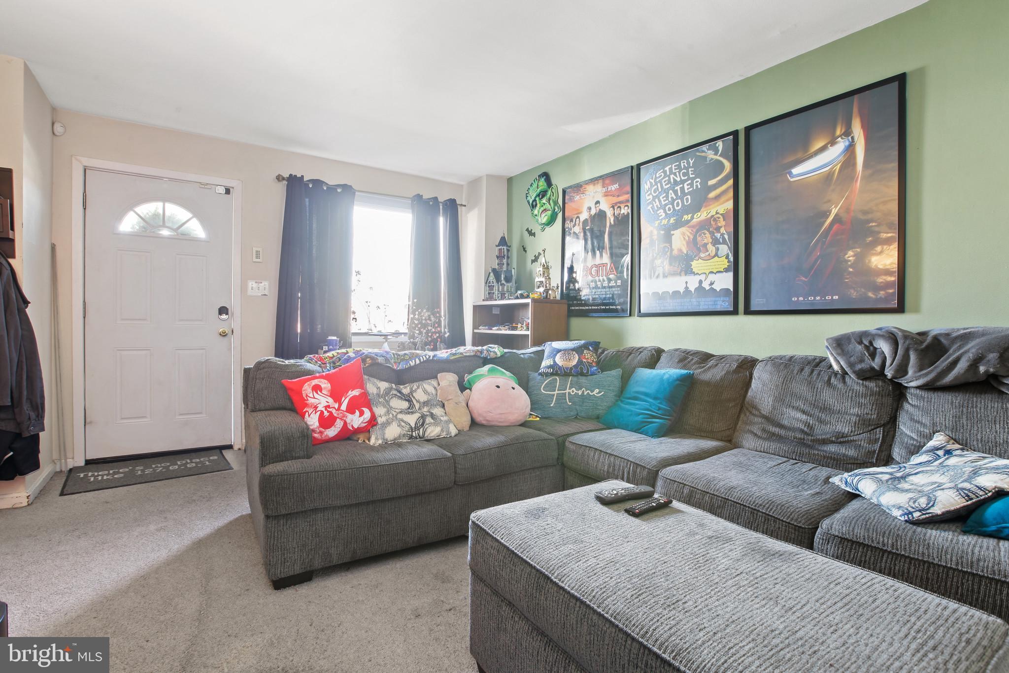 MIDDLE RIVER - Residential