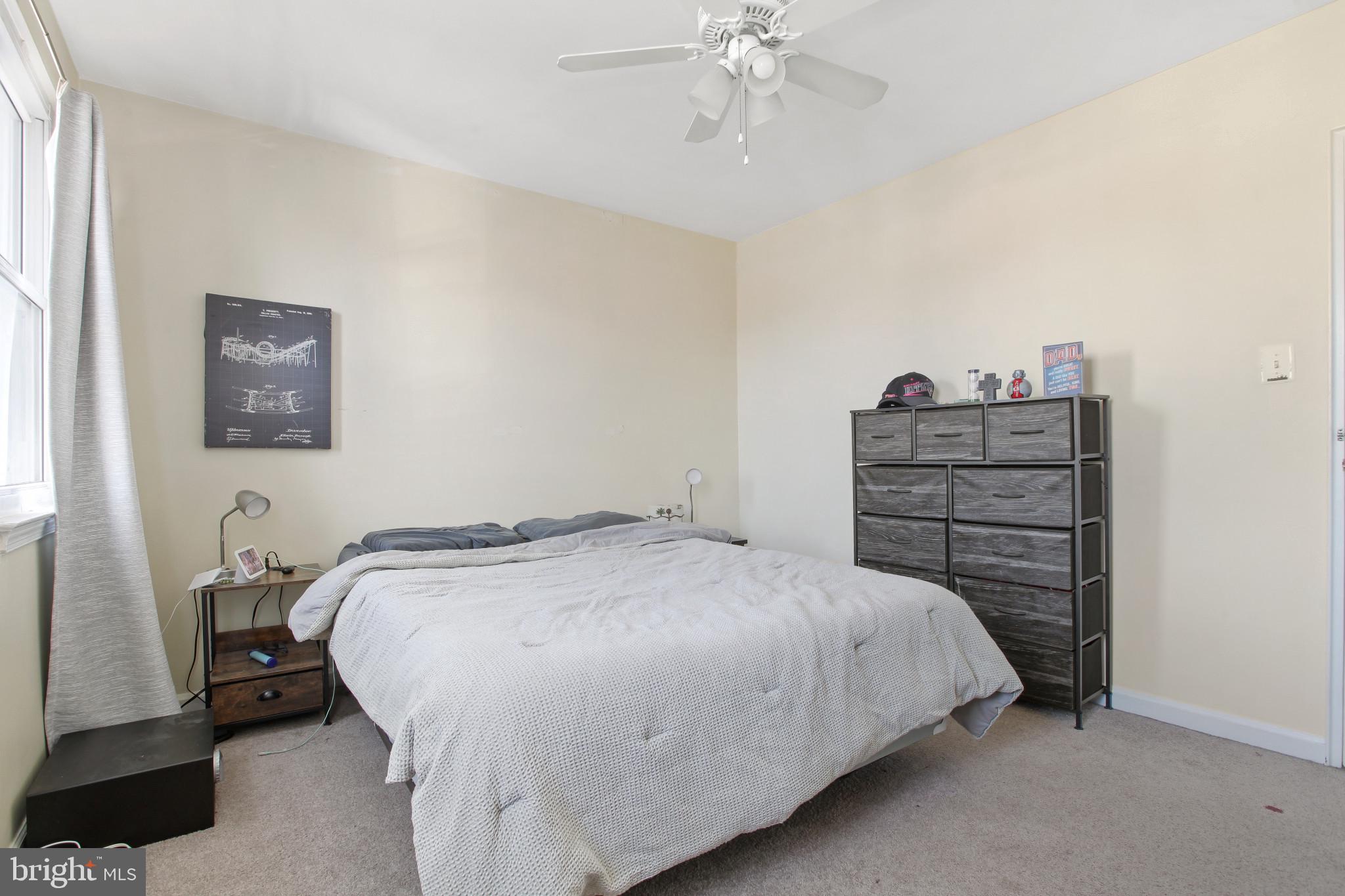 MIDDLE RIVER - Residential