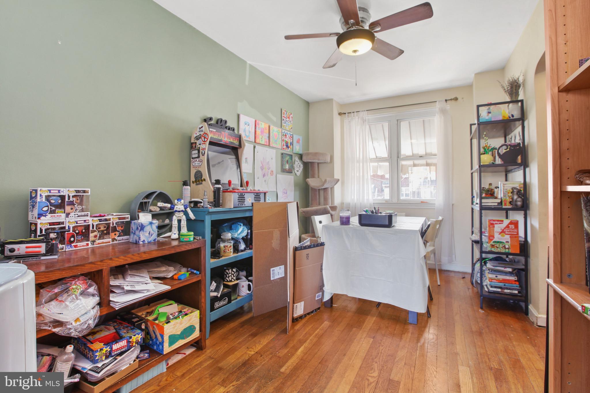 MIDDLE RIVER - Residential