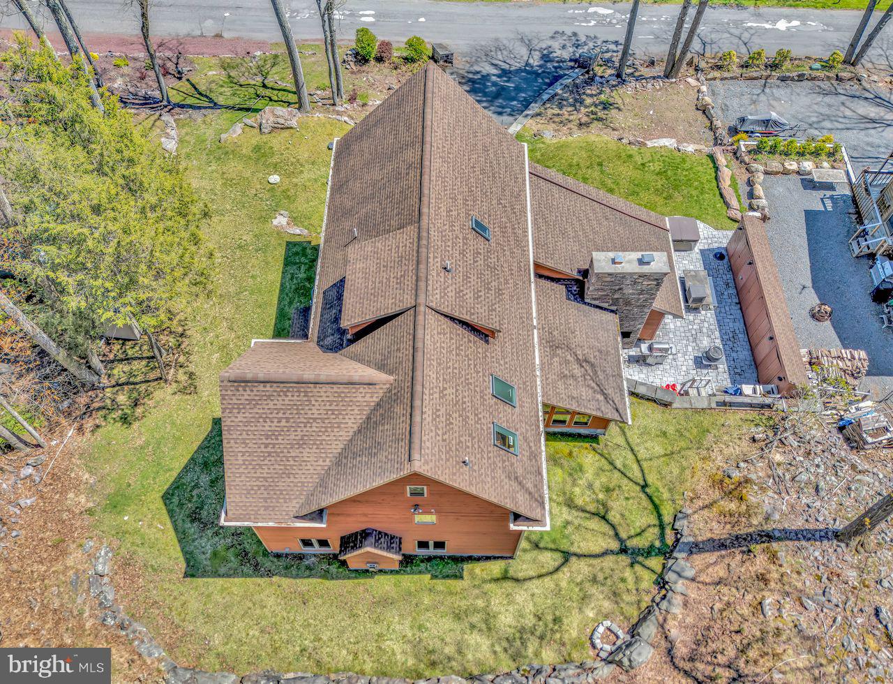 71 LAKE DRIVE