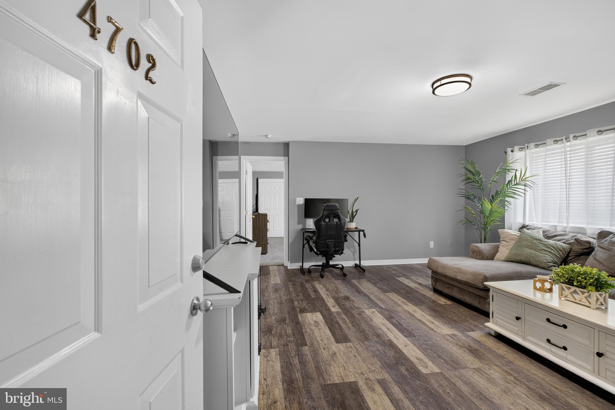 4702 CENTER TERRACE 4702