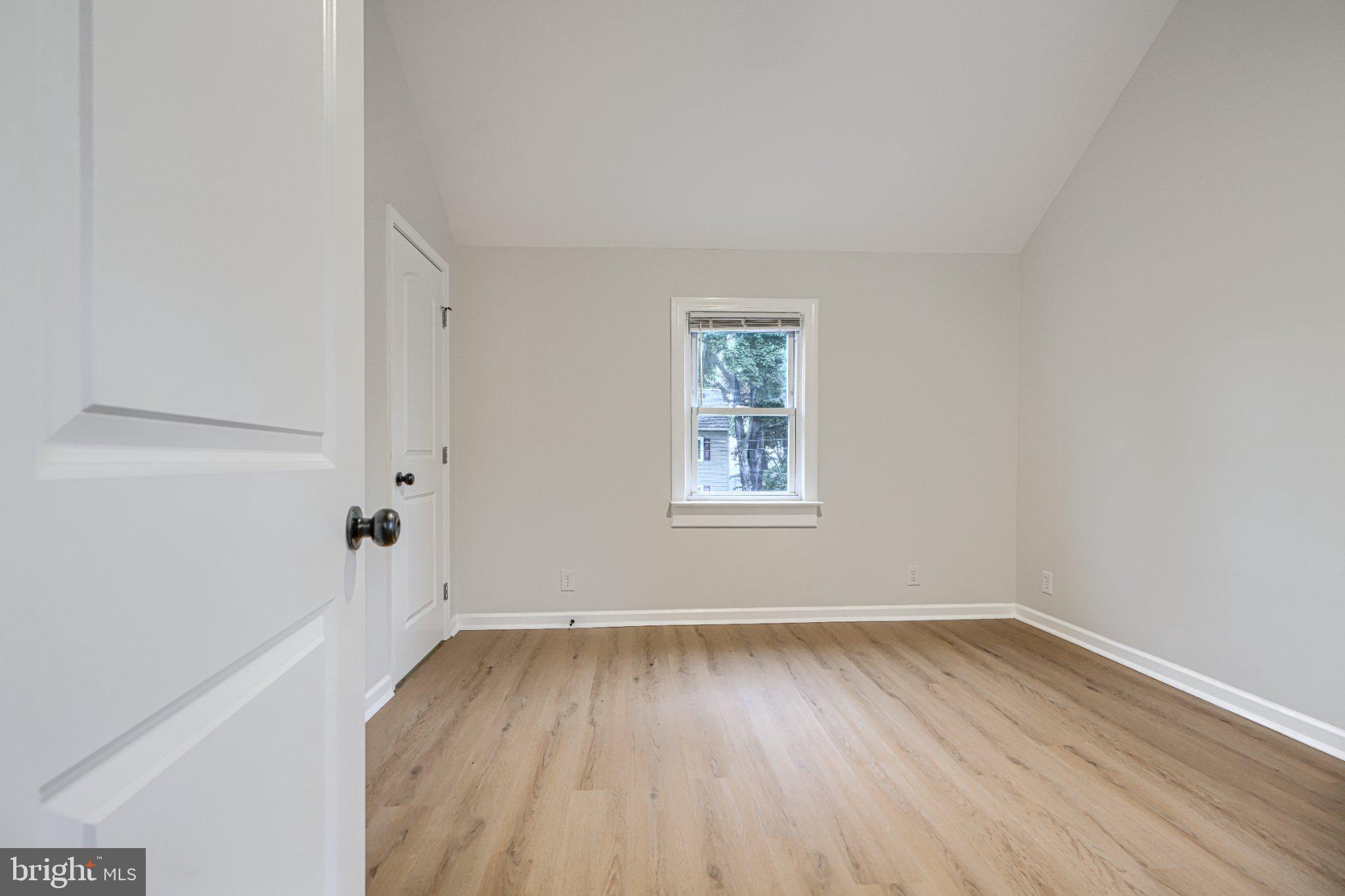 ABERDEEN HILLS - Residential