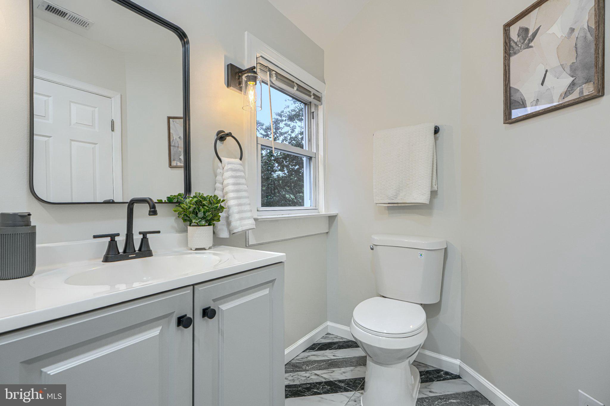 ABERDEEN HILLS - Residential
