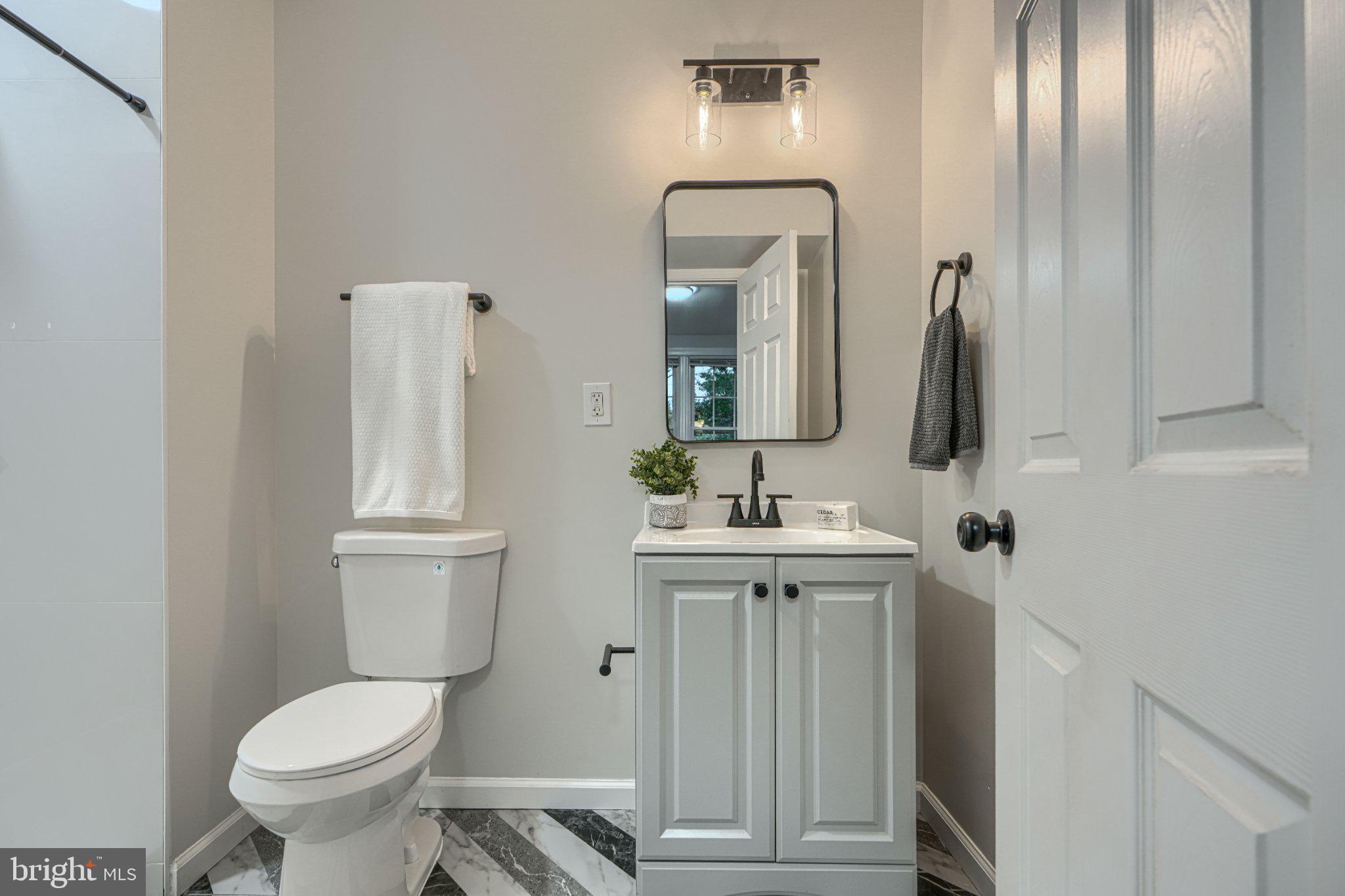 ABERDEEN HILLS - Residential