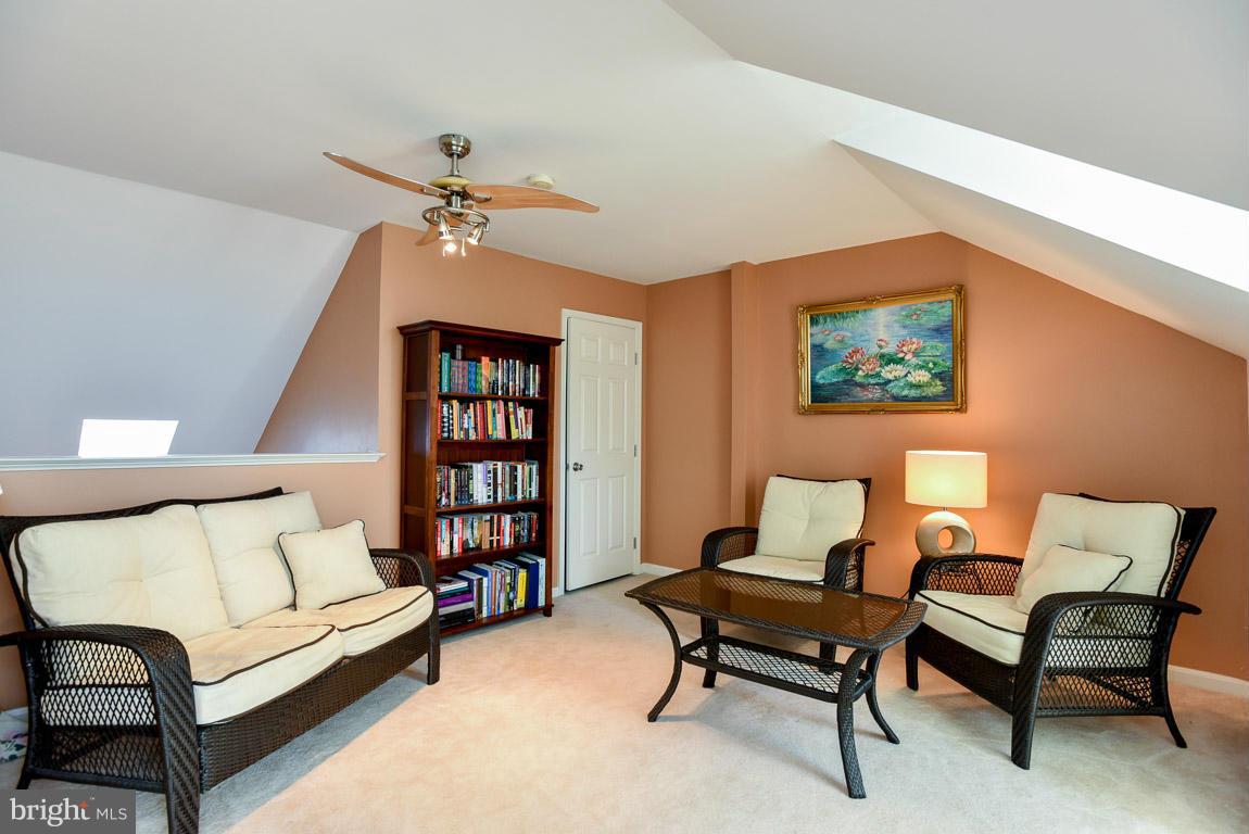 RIDGELEIGH - Residential