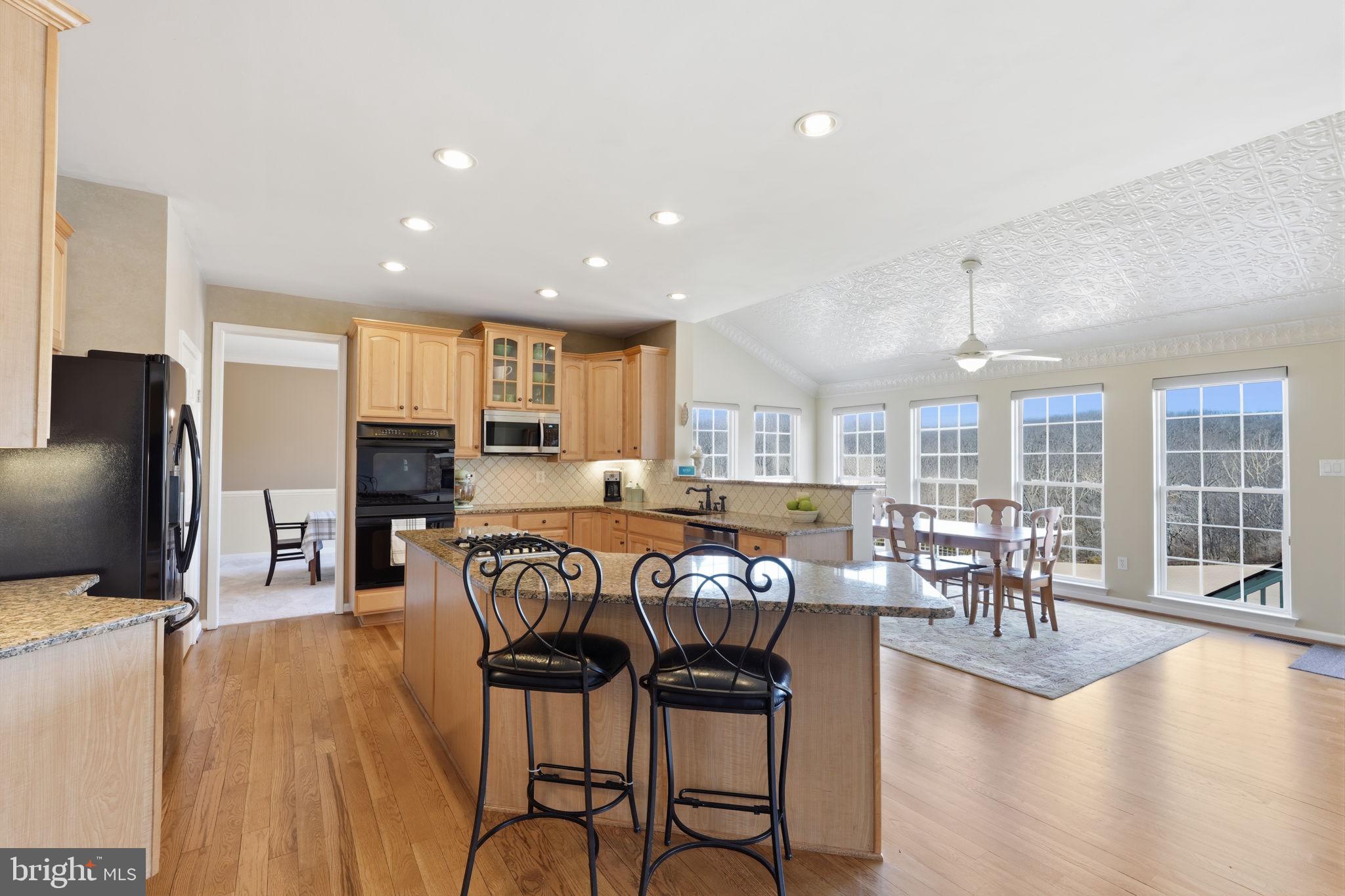 WOODFIELD ESTATES - Residential