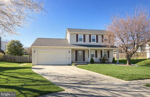 Photo of 12810 Lady Fairfax Circle, HERNDON, VA 20170 (MLS # VAFX2297484)