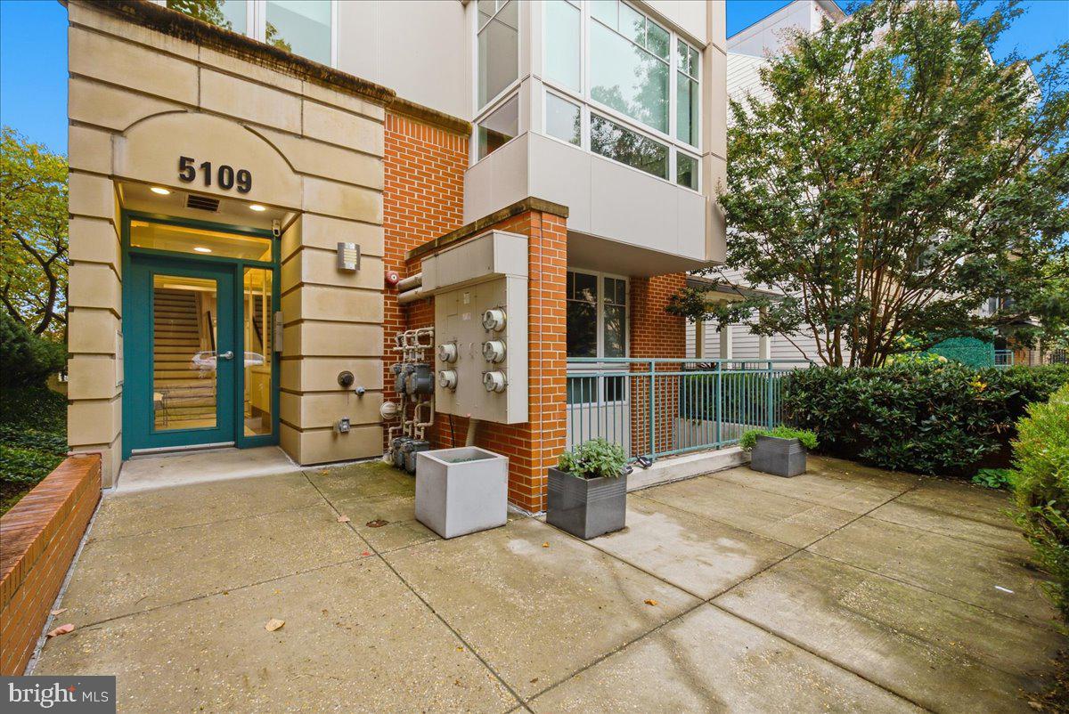 5109 CONNECTICUT AVENUE NW 4