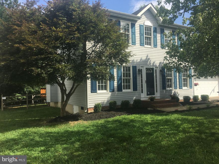 One of the best buys in Lancaster Gate - upgrades galore! ALL new windows, new flooring, new carpet, fresh paint, new lighting, fully stained deck, granite countertops, cherrywood cabinets, stamped concrete patio & upgraded HVAC. Also includes electric shed. Additional 400+ sf of living space created gives you over 2,000 sf of fin. space on almost 1/2 acre! Completely turn-key, avail immediately!