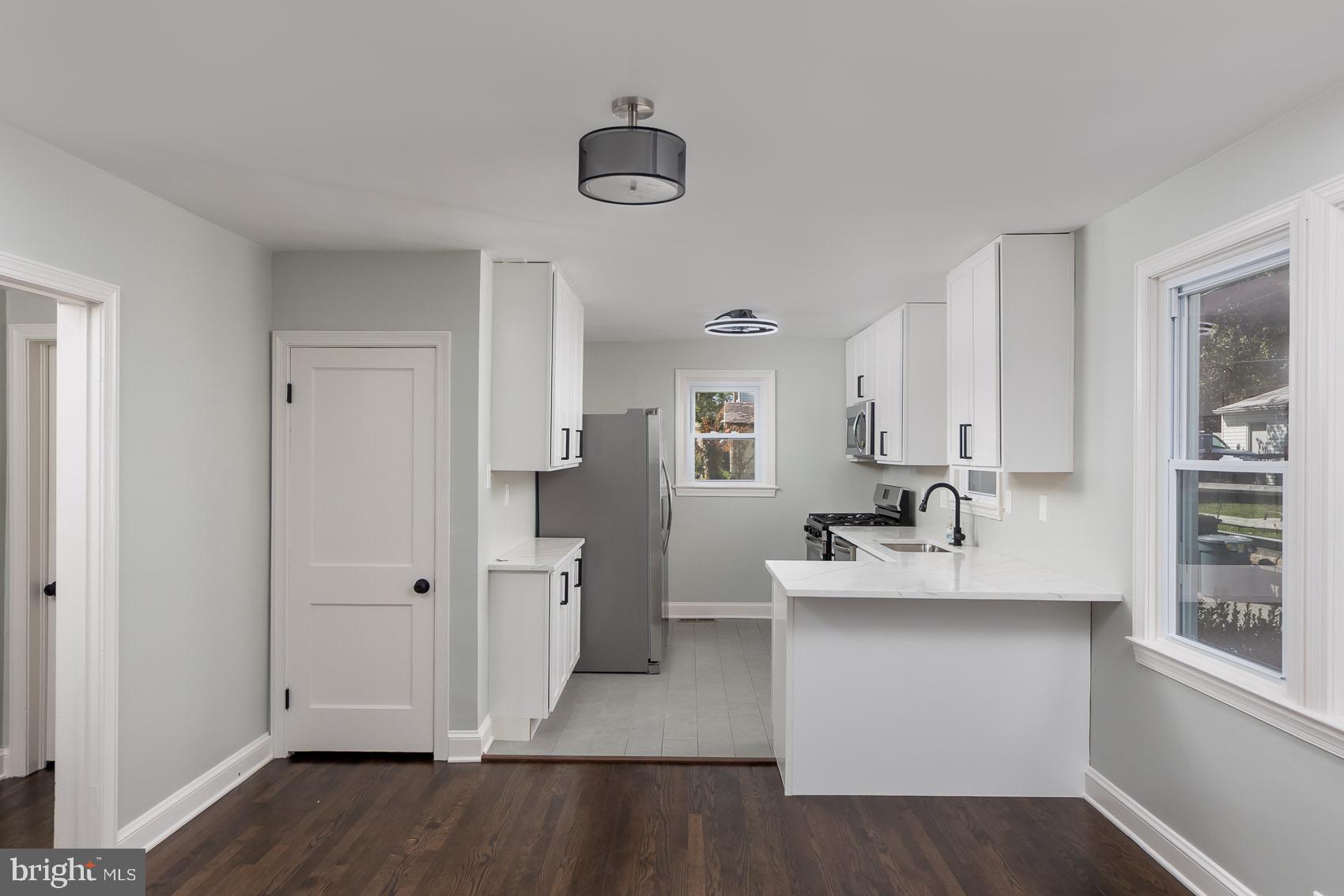 PARKVILLE - Residential