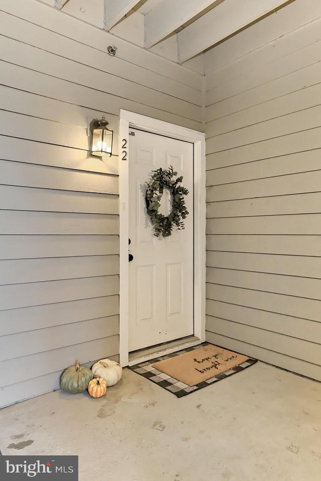 EDGEWATER AT TOWN CENTER - Residential