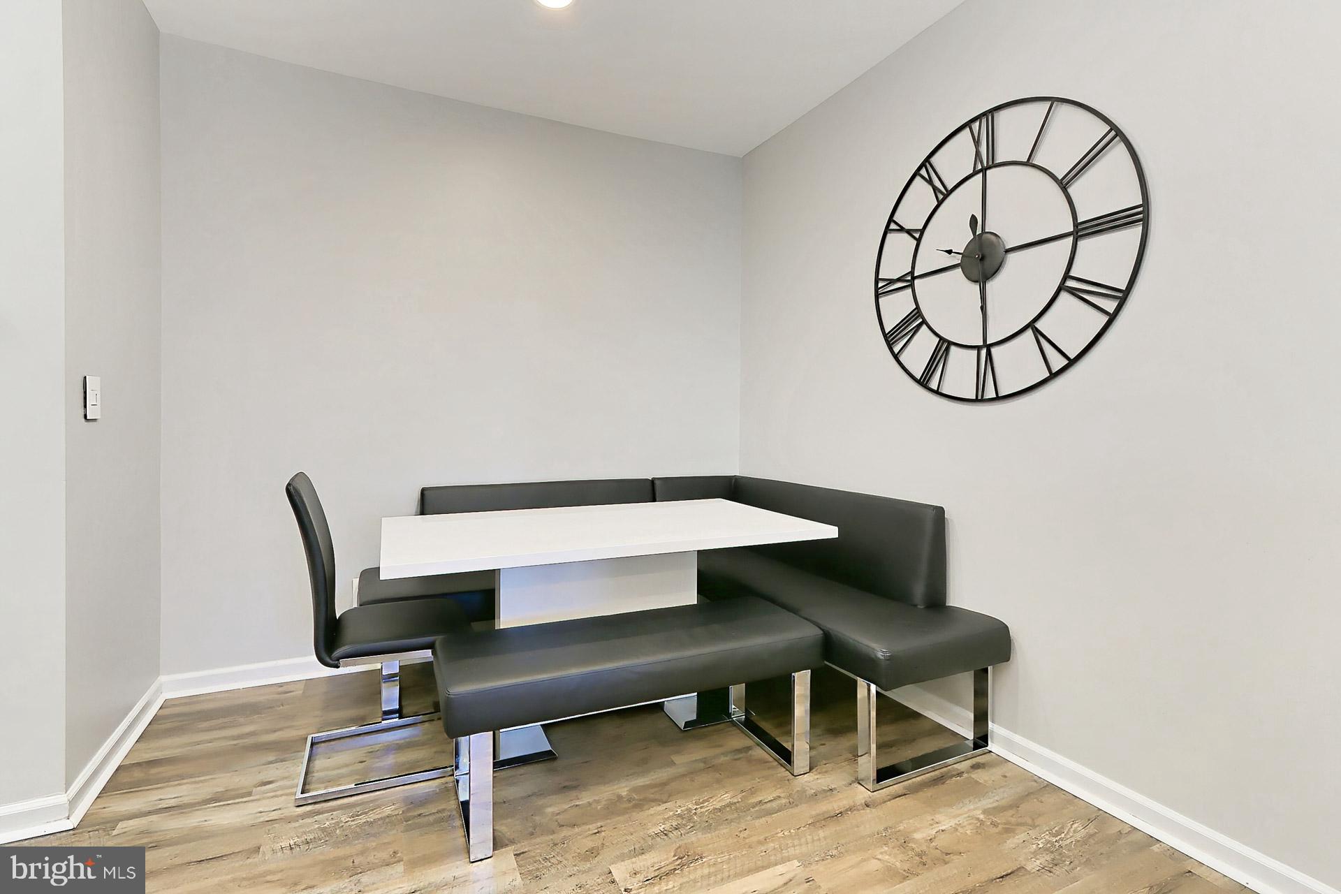 EDGEWATER AT TOWN CENTER - Residential