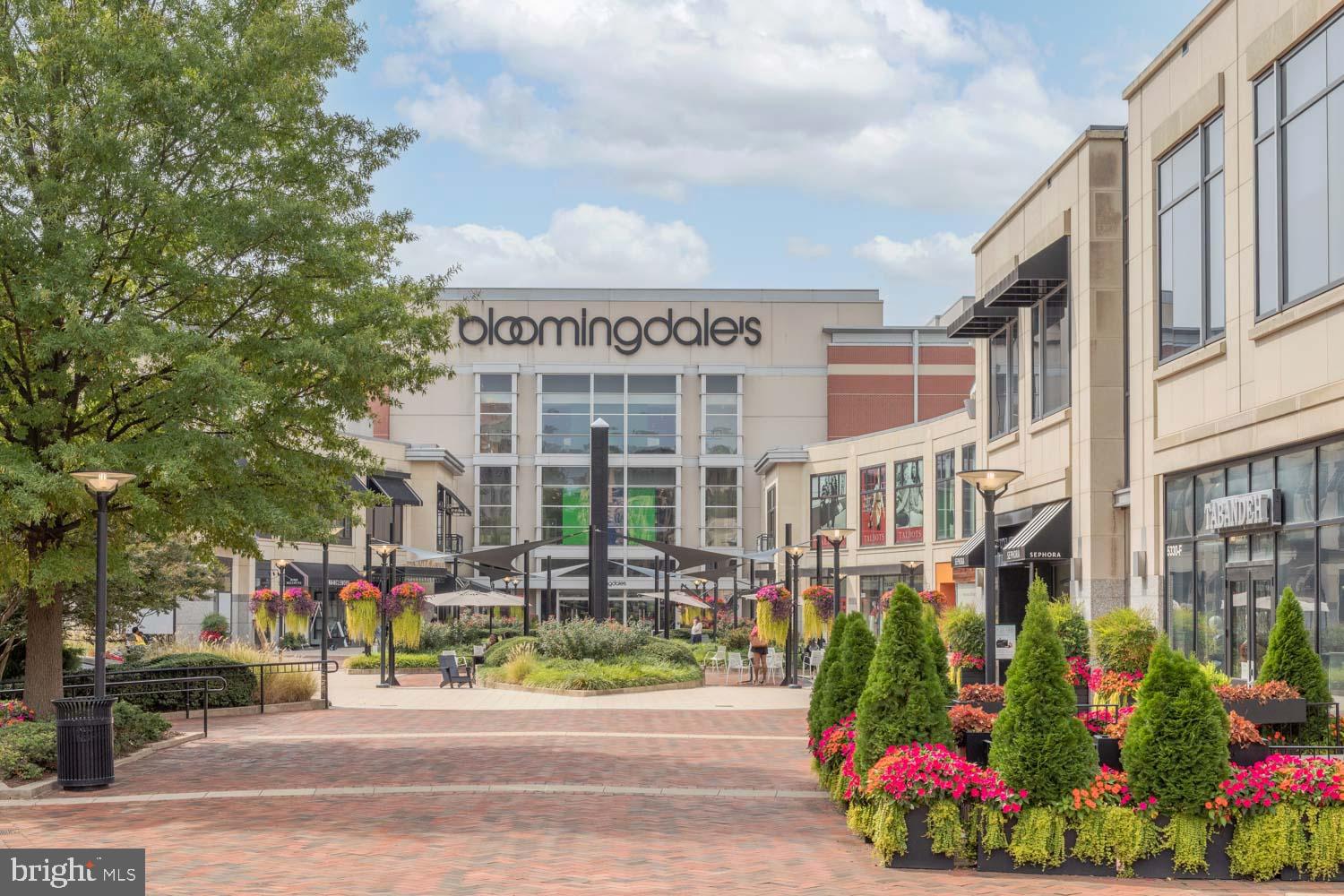 SOMERSET HOUSE CONDOS - Residential