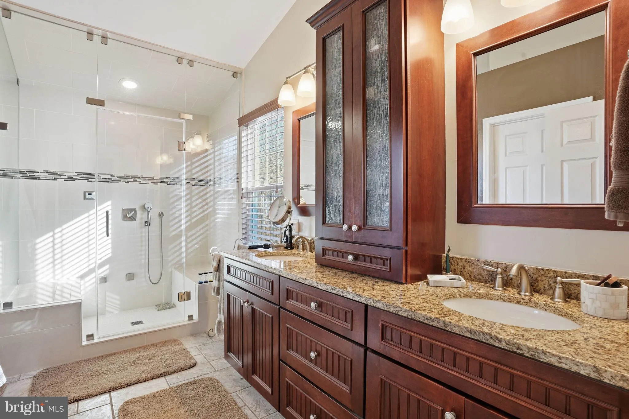 Odenton, Maryland 21113, United States, 5 Bedrooms Bedrooms, ,4 BathroomsBathrooms,Residential,Pending,250350