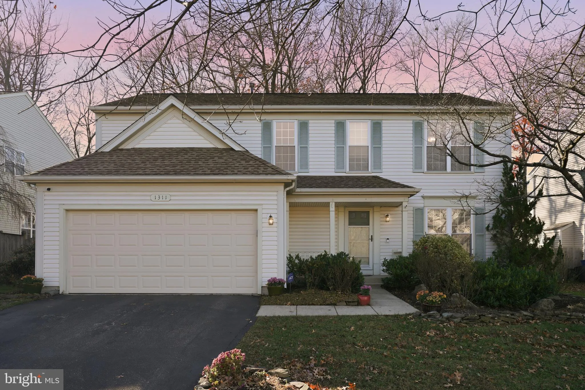 Odenton, Maryland 21113, United States, 5 Bedrooms Bedrooms, ,4 BathroomsBathrooms,Residential,Pending,250350