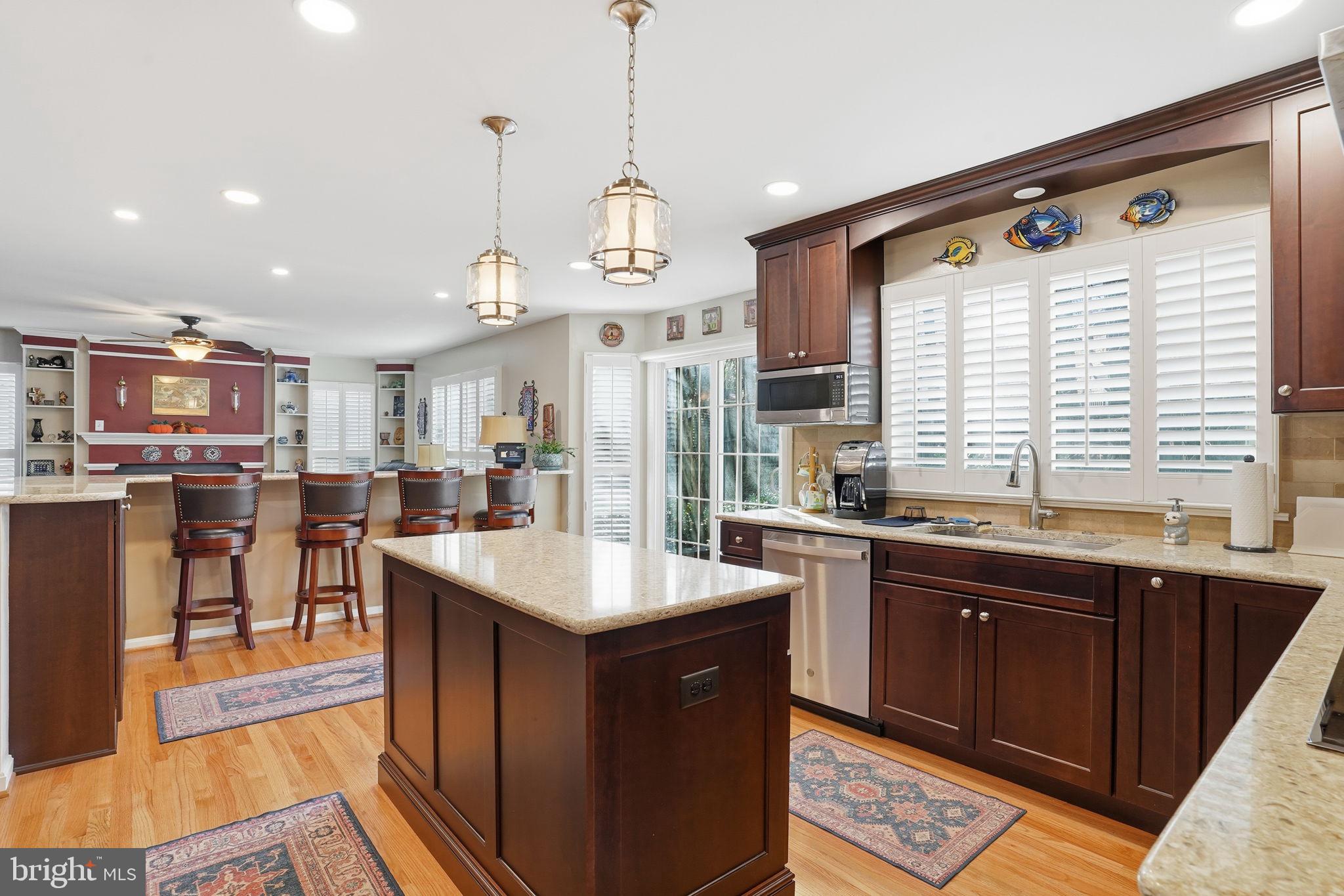 PEACHTREE EAST - Residential