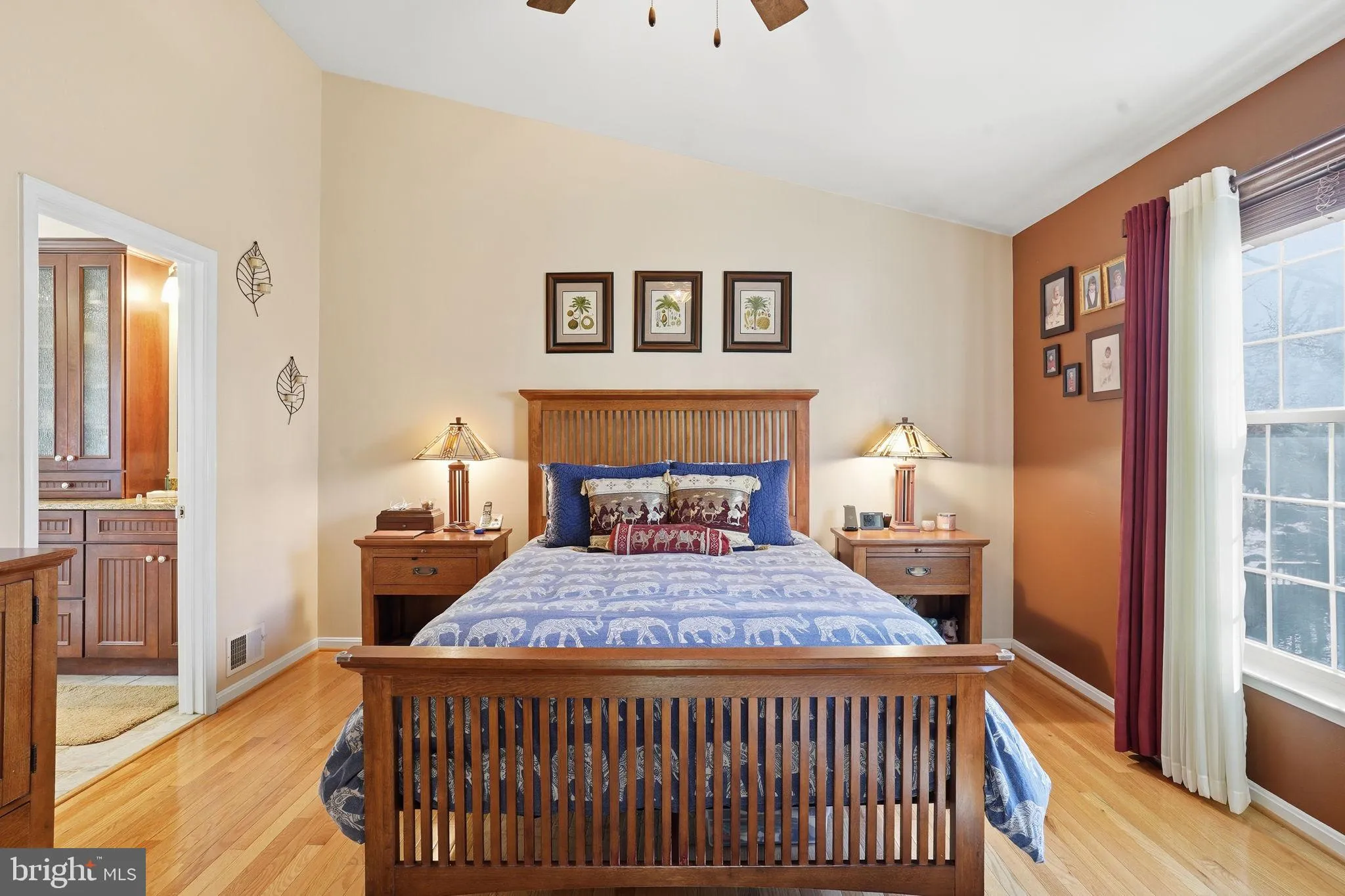 Odenton, Maryland 21113, United States, 5 Bedrooms Bedrooms, ,4 BathroomsBathrooms,Residential,Pending,250350