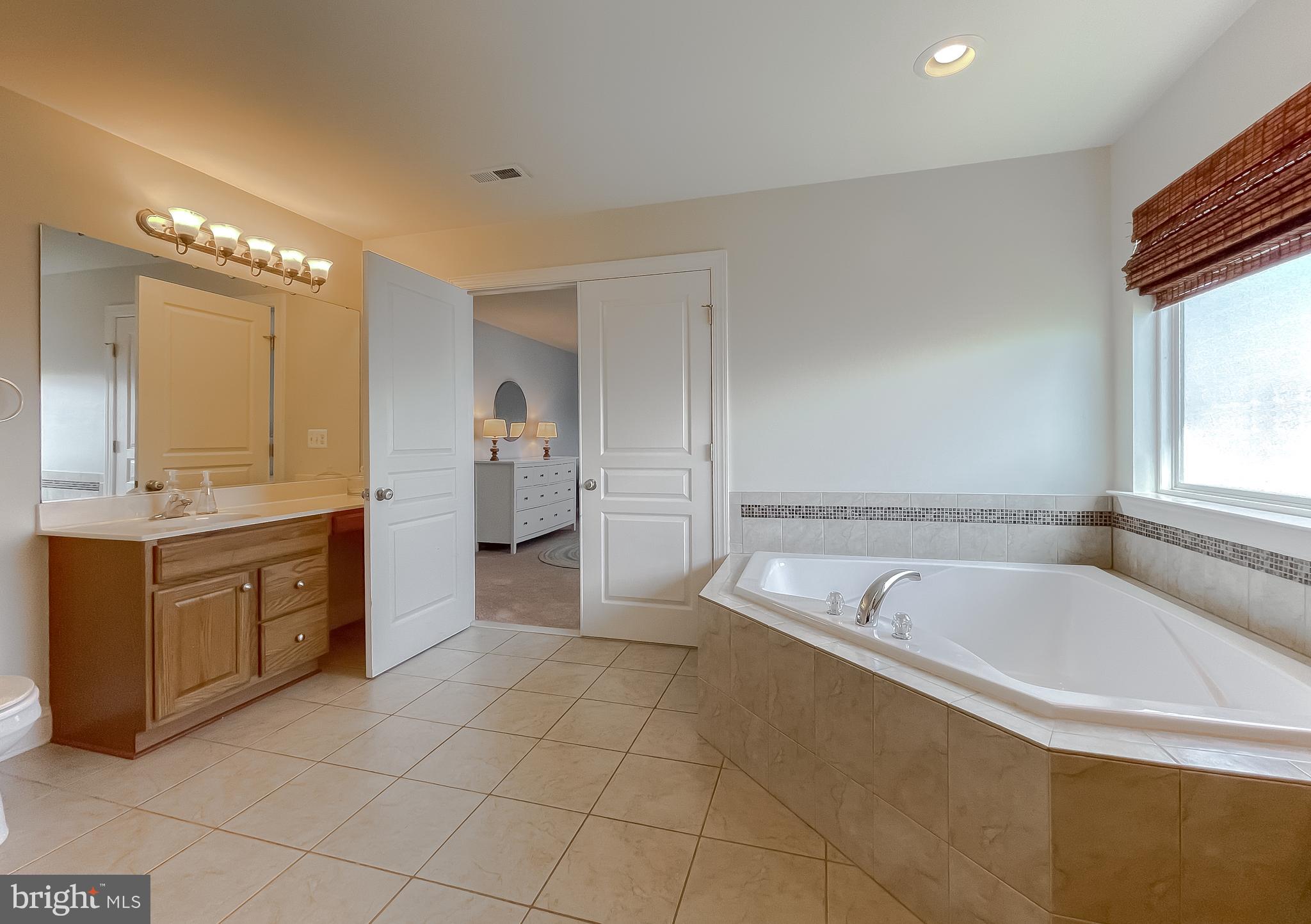 LEONARDS GRANT - Residential