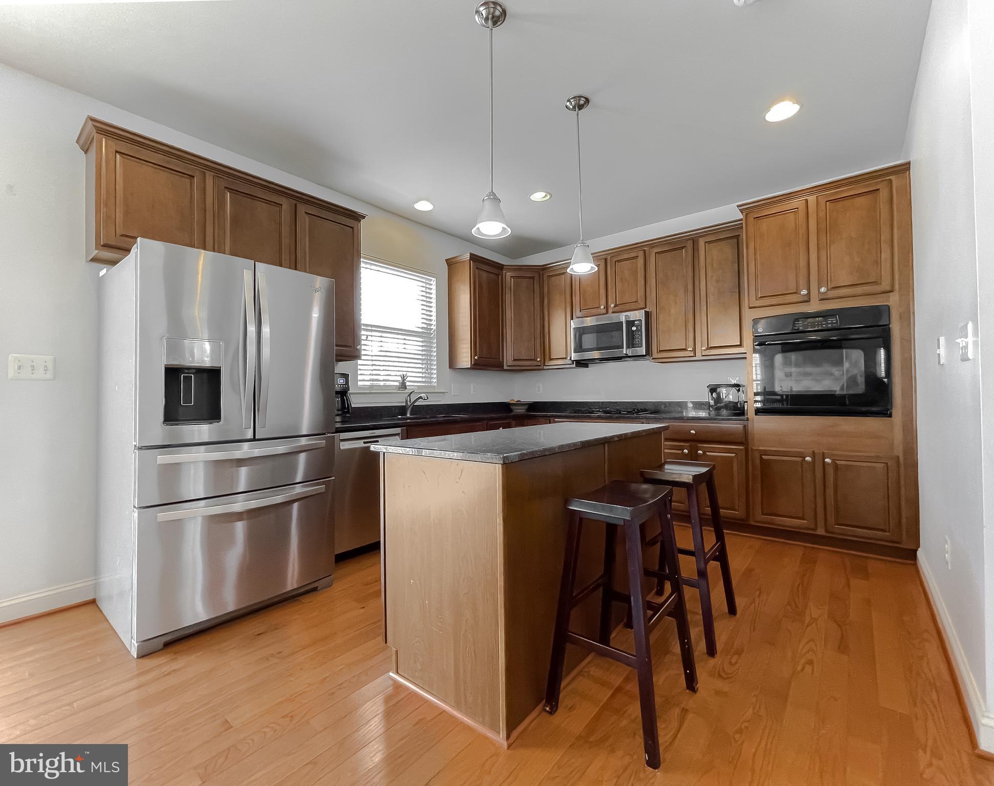 LEONARDS GRANT - Residential