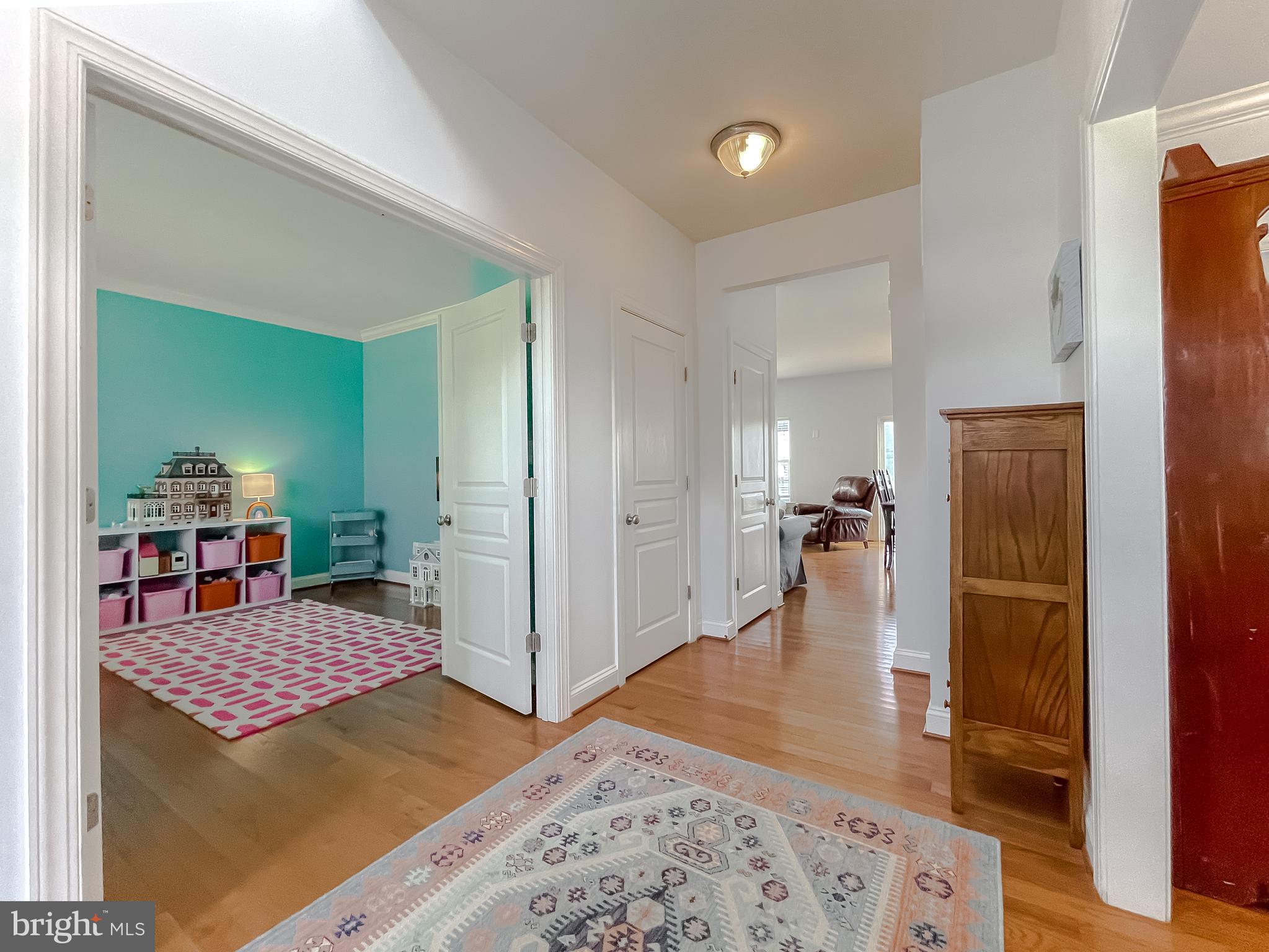 LEONARDS GRANT - Residential