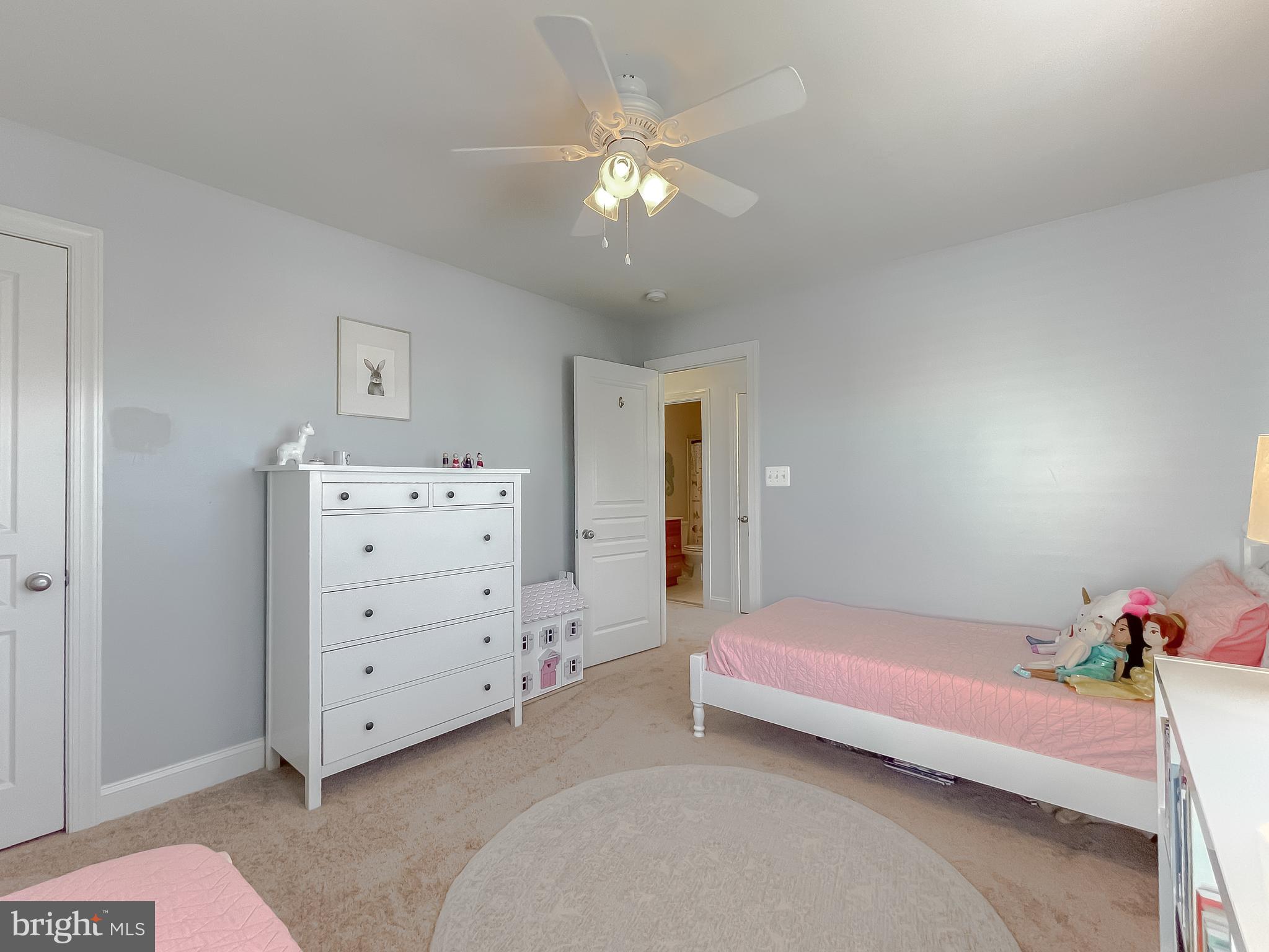 LEONARDS GRANT - Residential