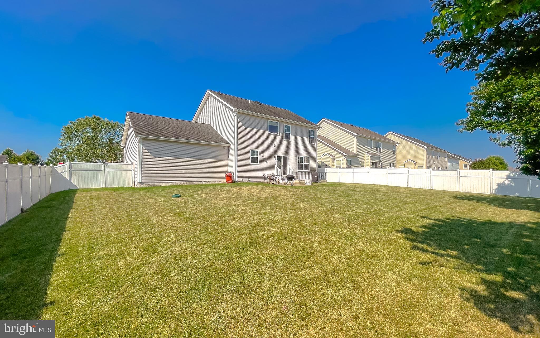 LEONARDS GRANT - Residential