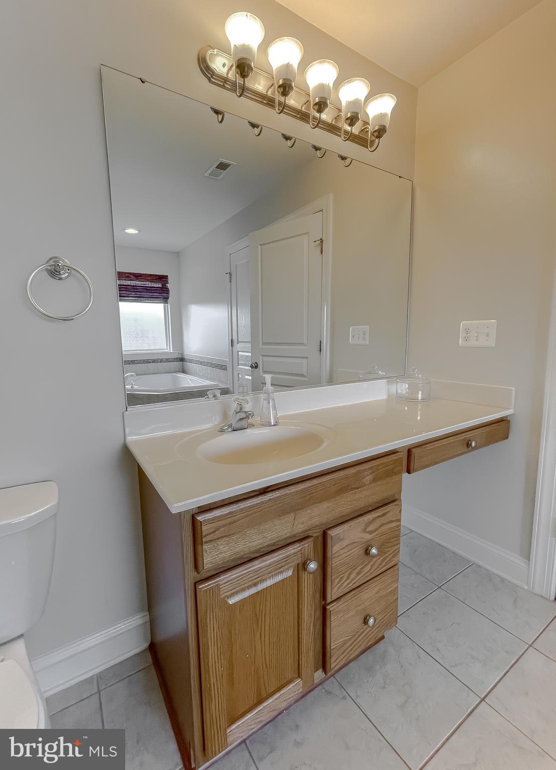 LEONARDS GRANT - Residential