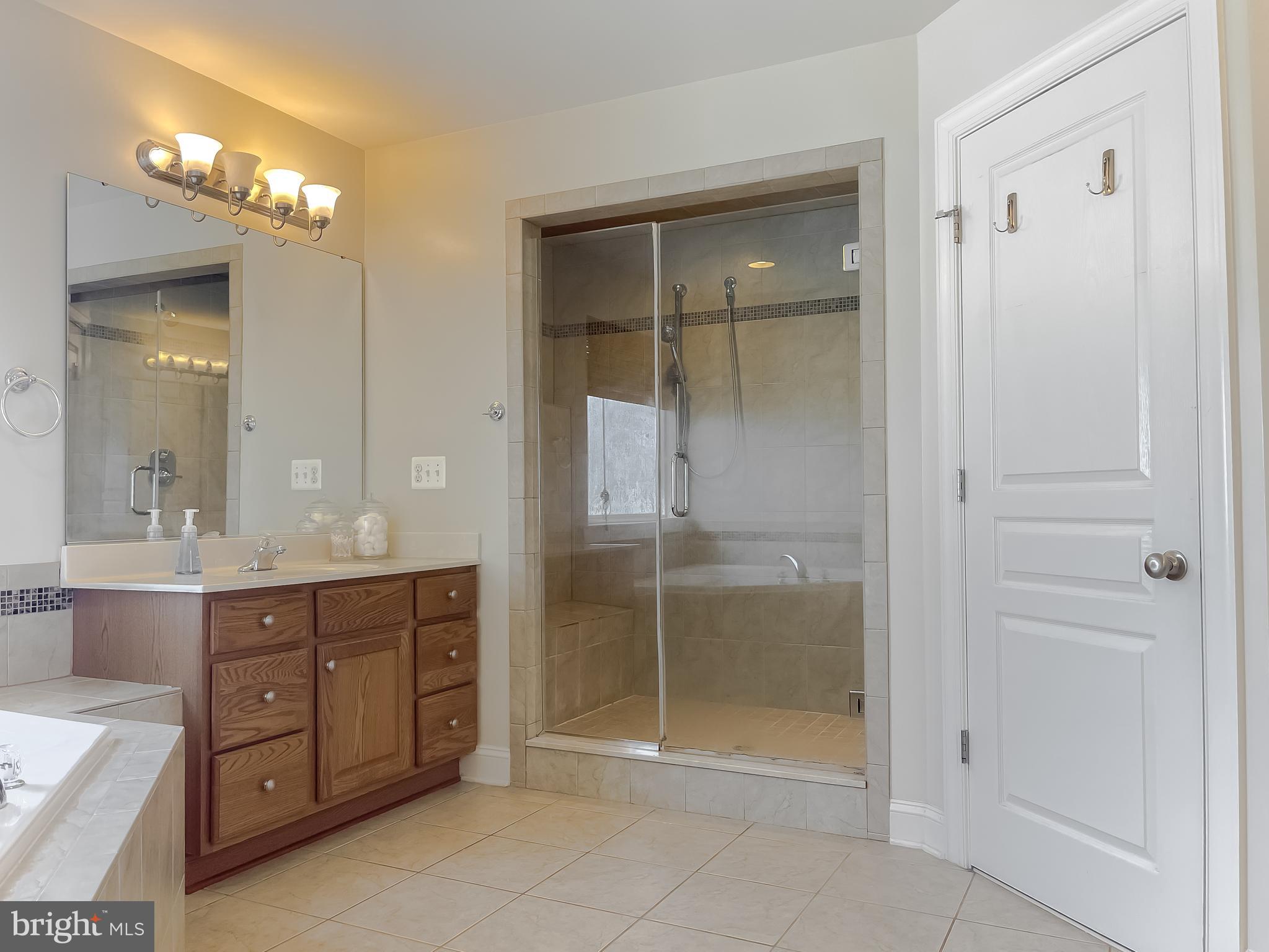 LEONARDS GRANT - Residential