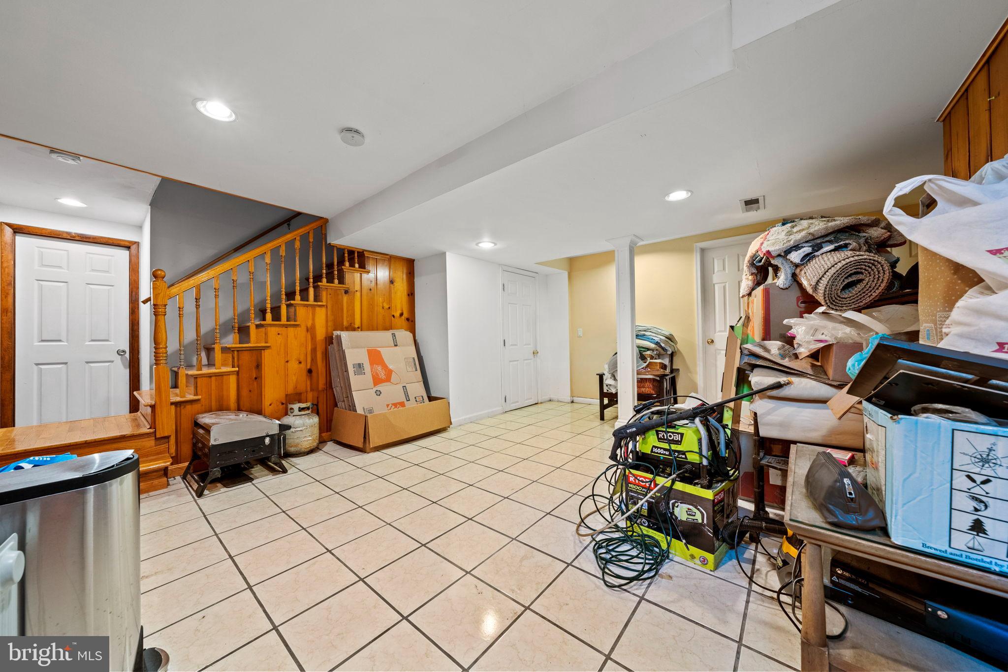 BERKSHIRE OAKWOOD - Residential Lease