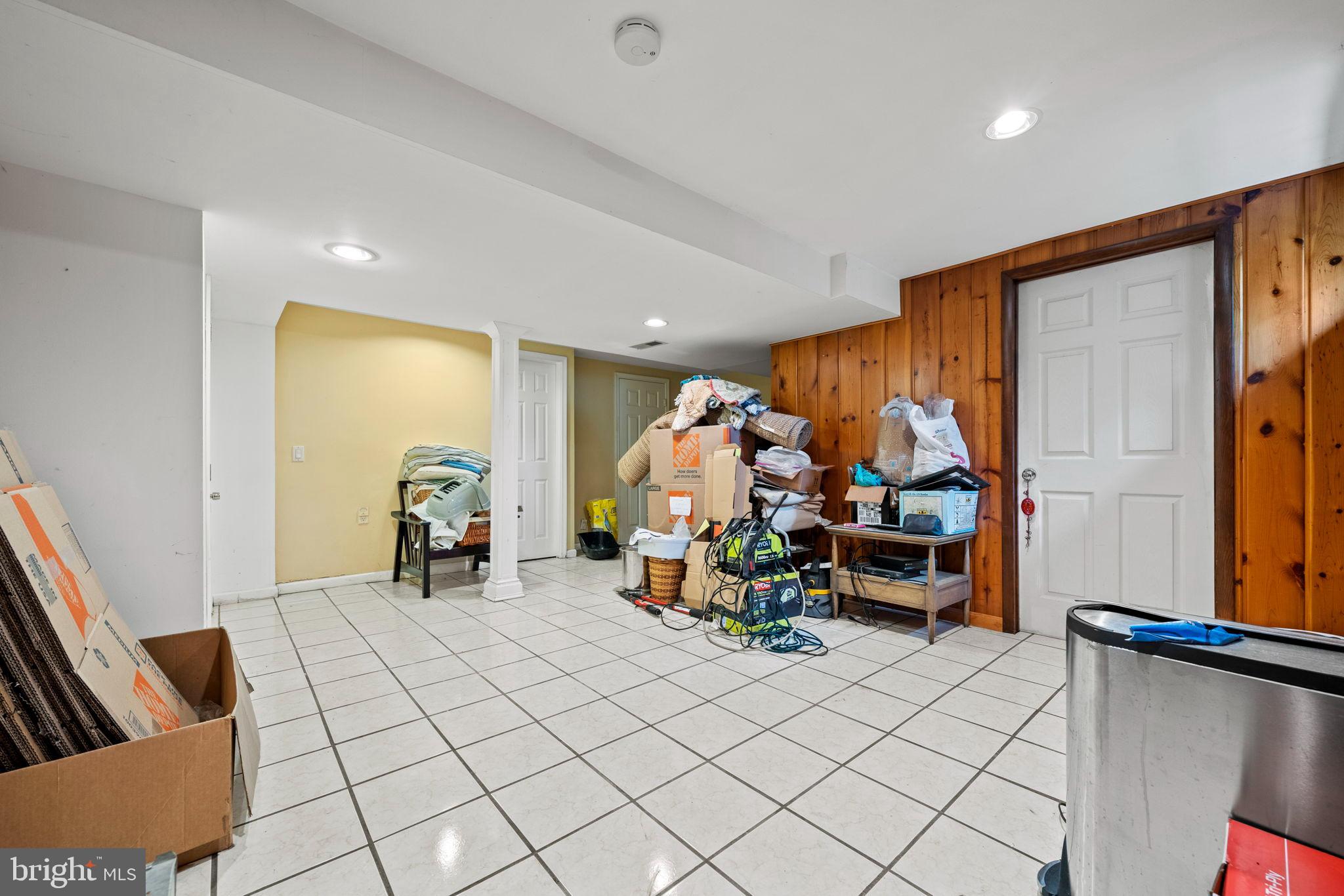 BERKSHIRE OAKWOOD - Residential Lease