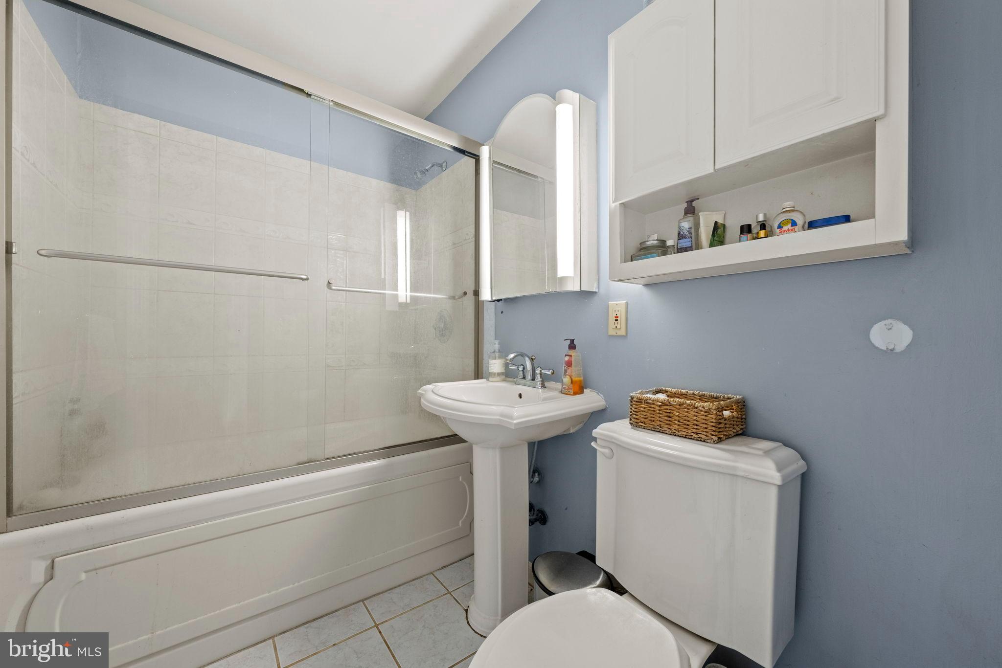 BERKSHIRE OAKWOOD - Residential Lease