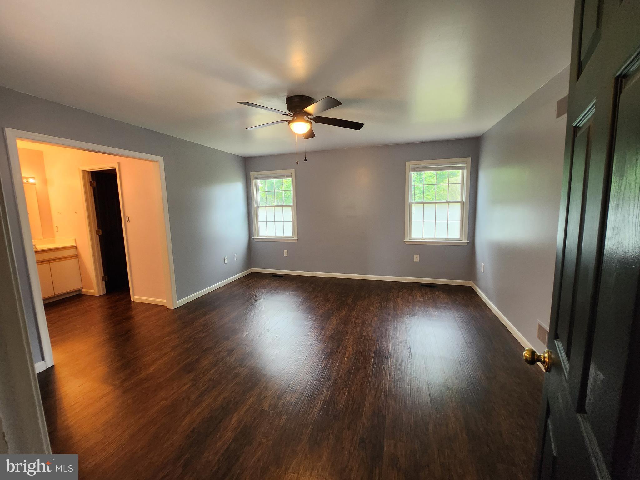 SPRING MILLS COMMONS - Residential