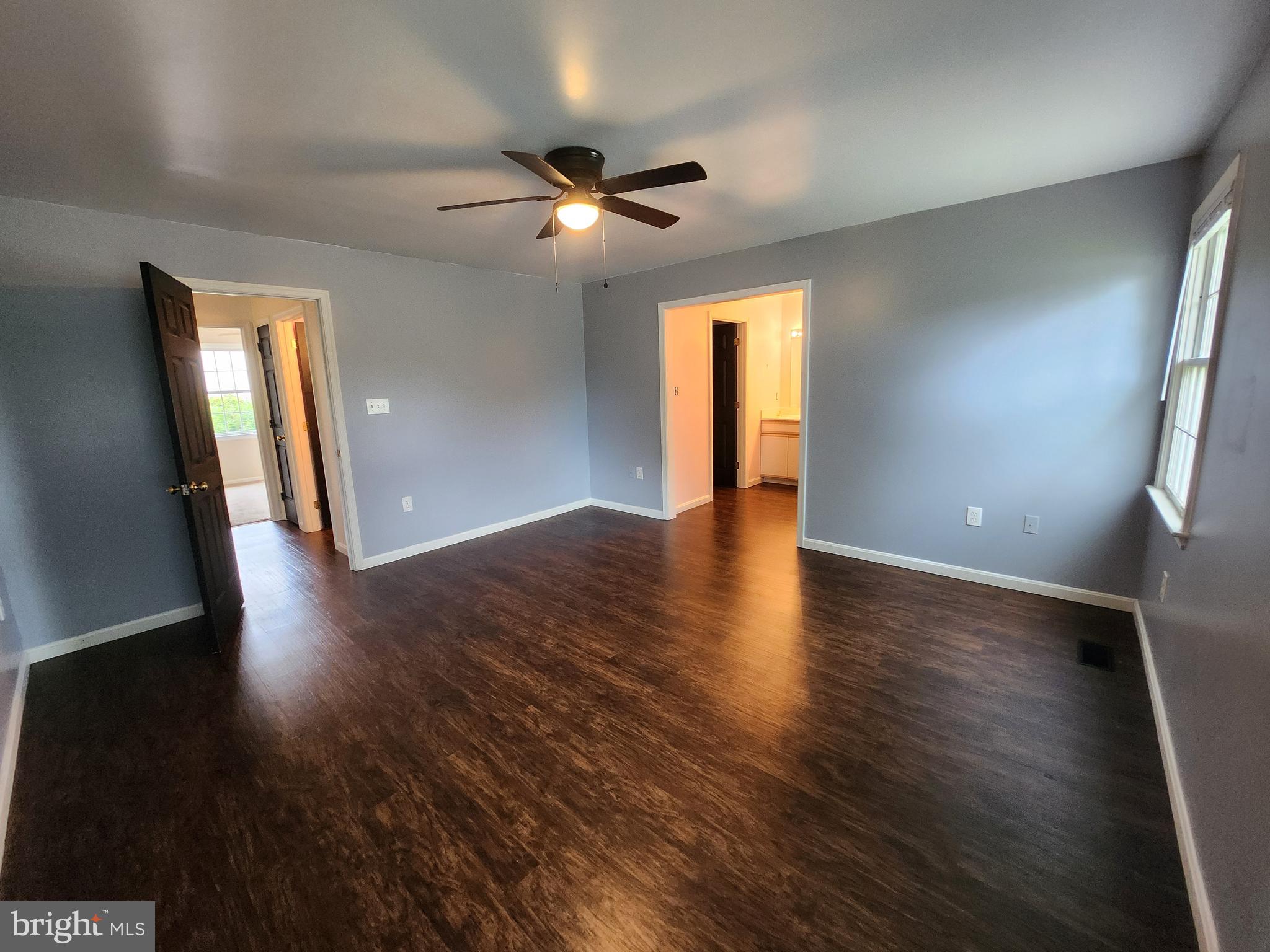 SPRING MILLS COMMONS - Residential