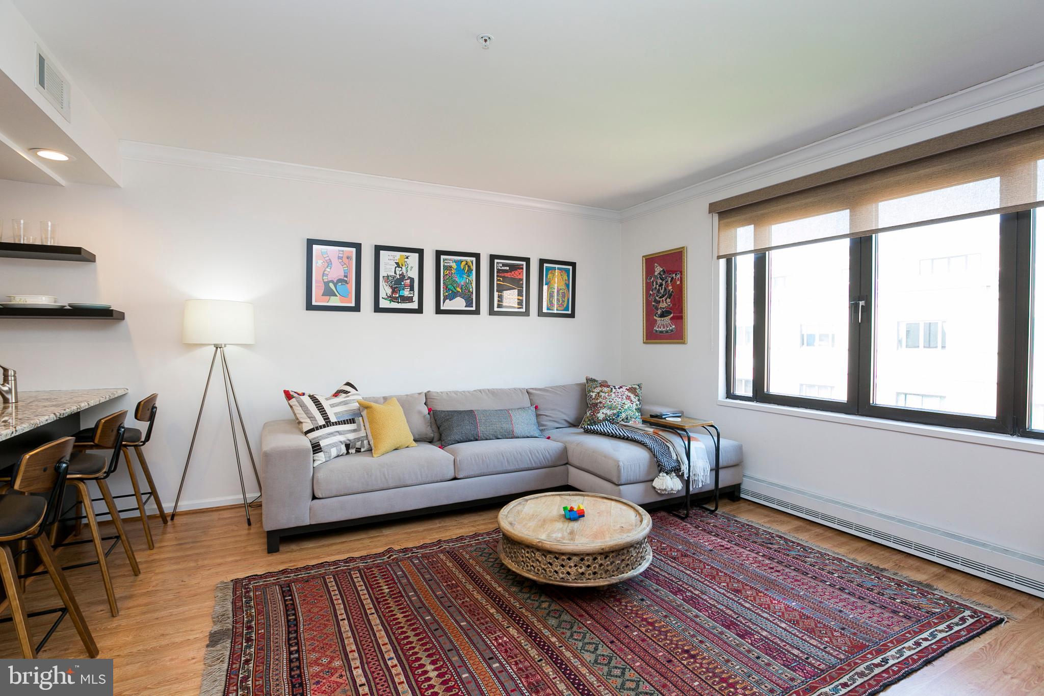 HENDERSON'S WHARF - Residential