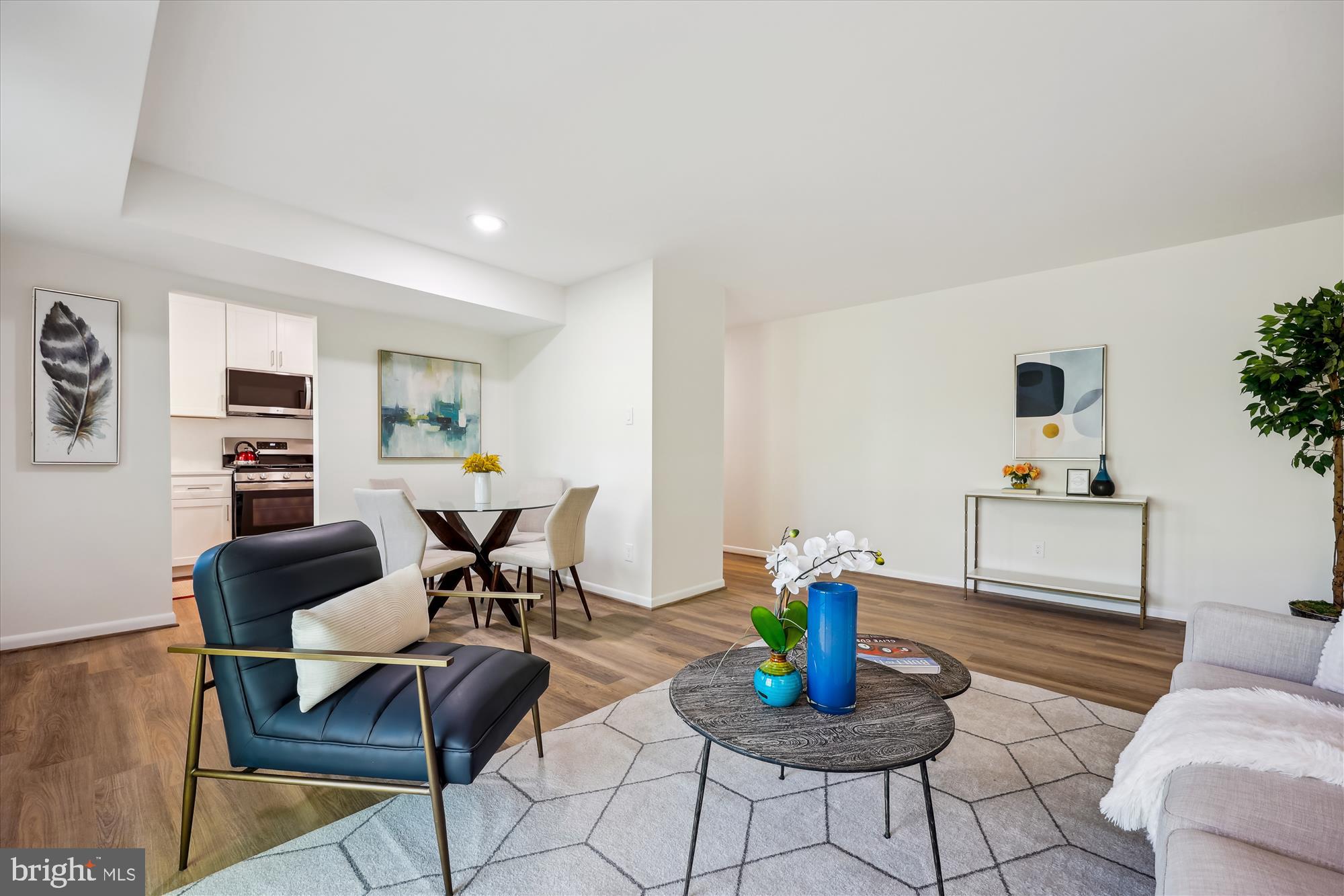 PARKSIDE CONDOMINIUMS - Residential