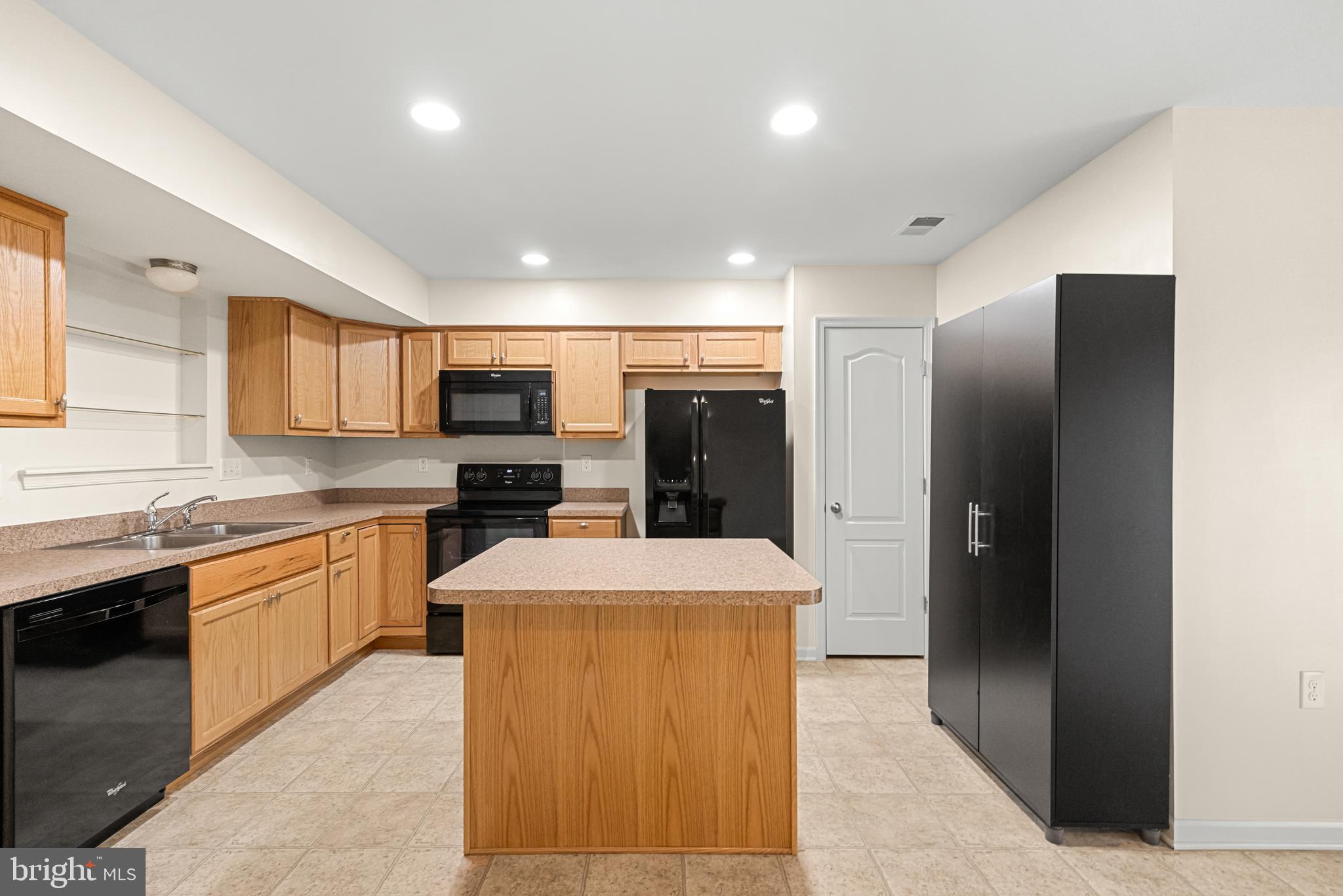 MANOR PARK - Residential